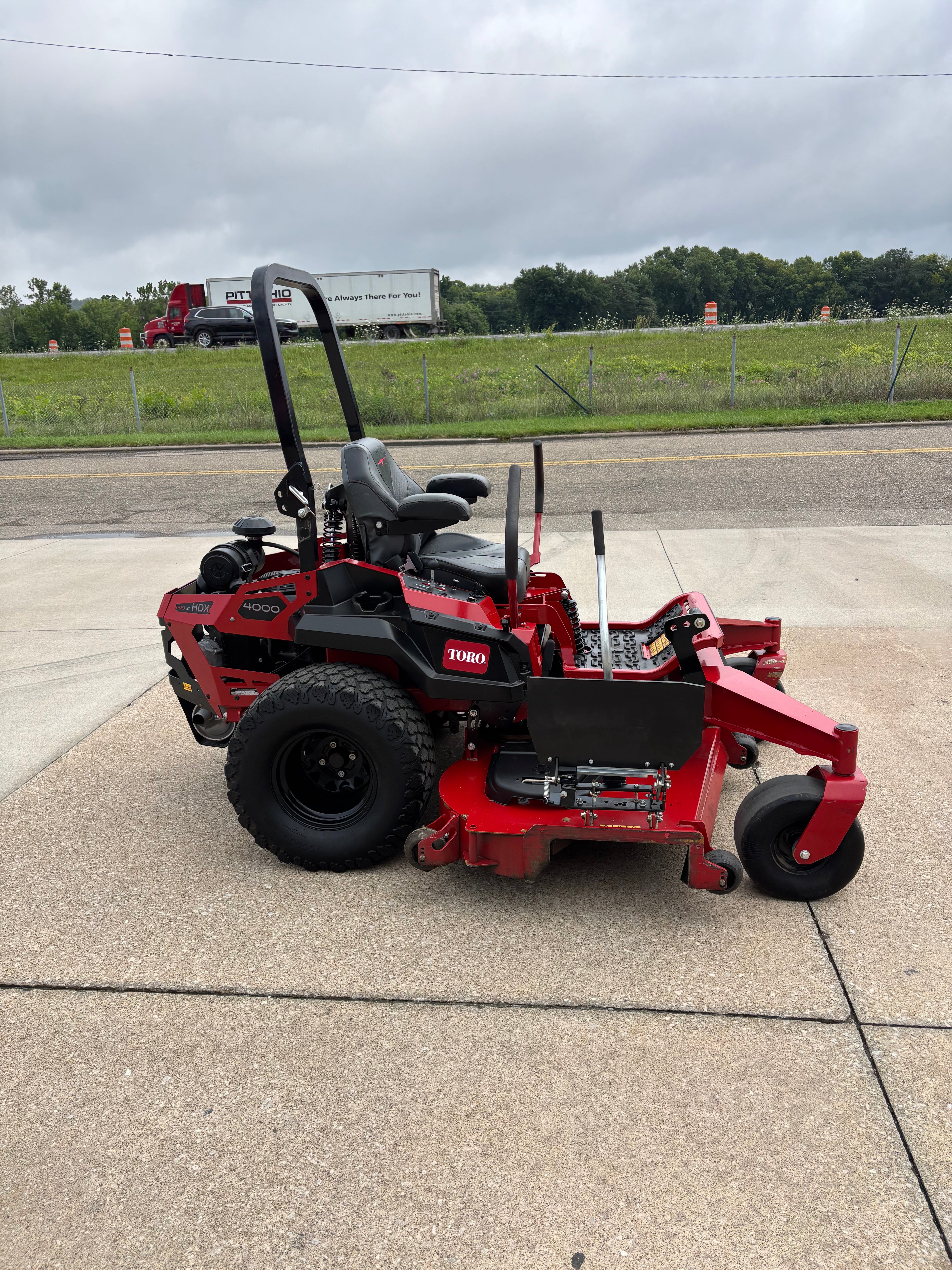 Used Toro Z Master 4000 series 72 in zero turn mower