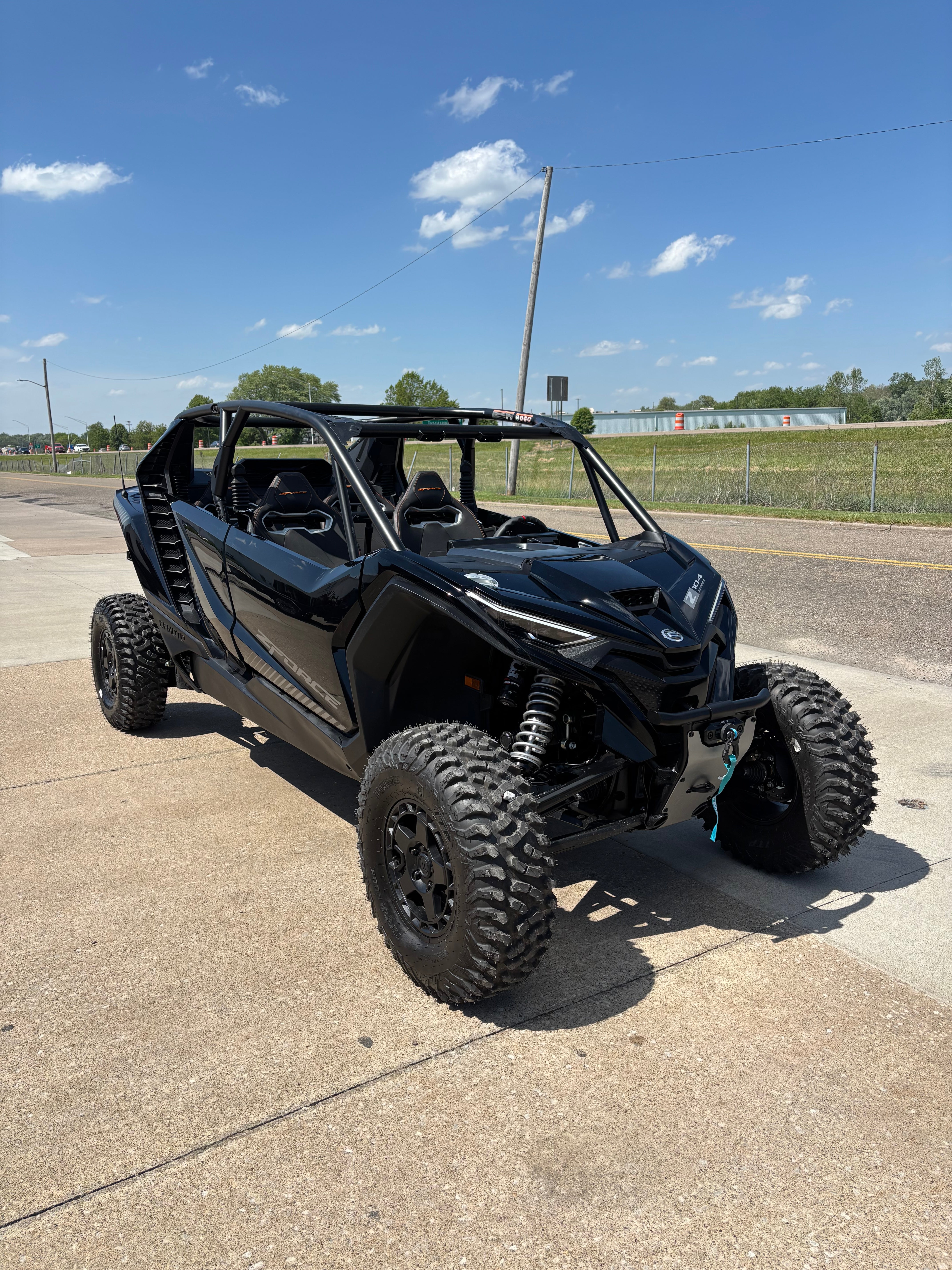 2026 Cfmoto Z10 4 Sport Sport Side By Side Black
