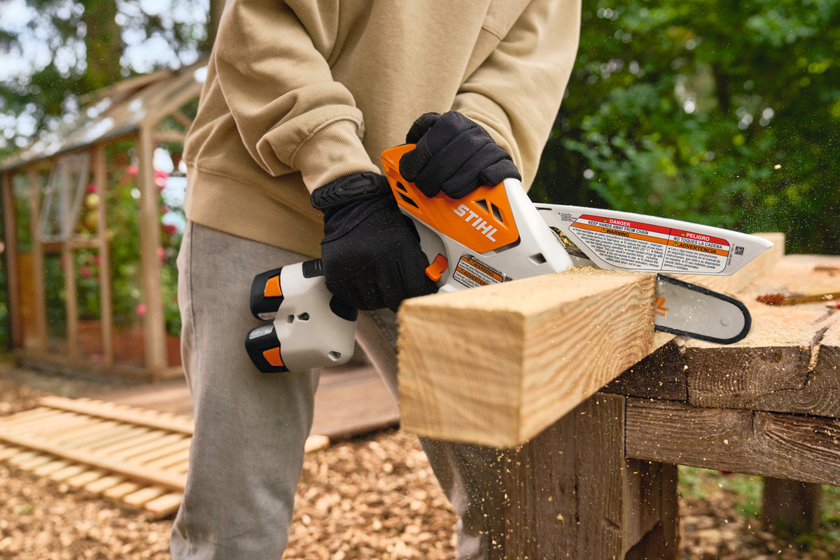 STIHL GTA 30 garden pruner detail