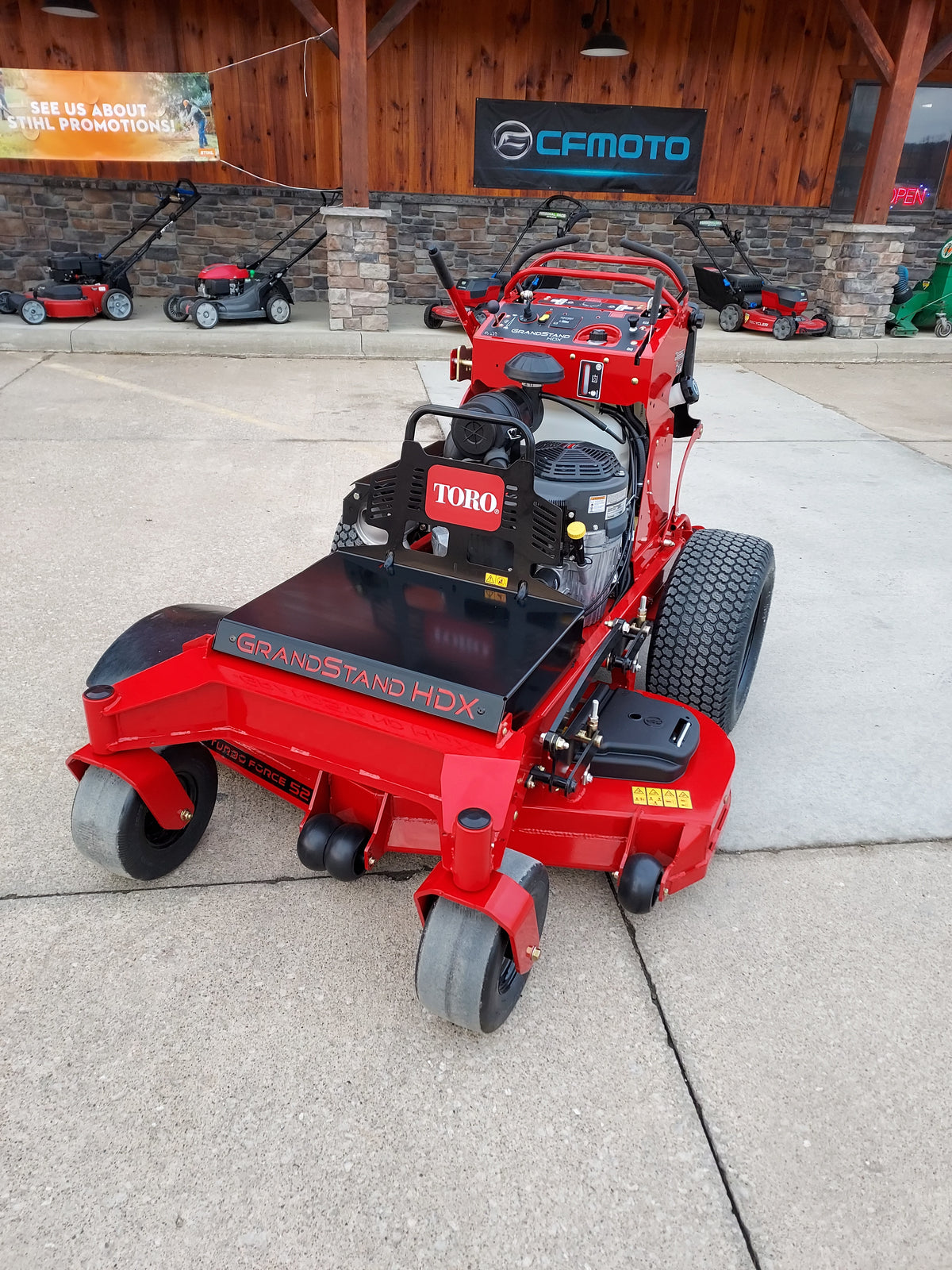 Toro Grandstand HDX 52'' Stand On Mower