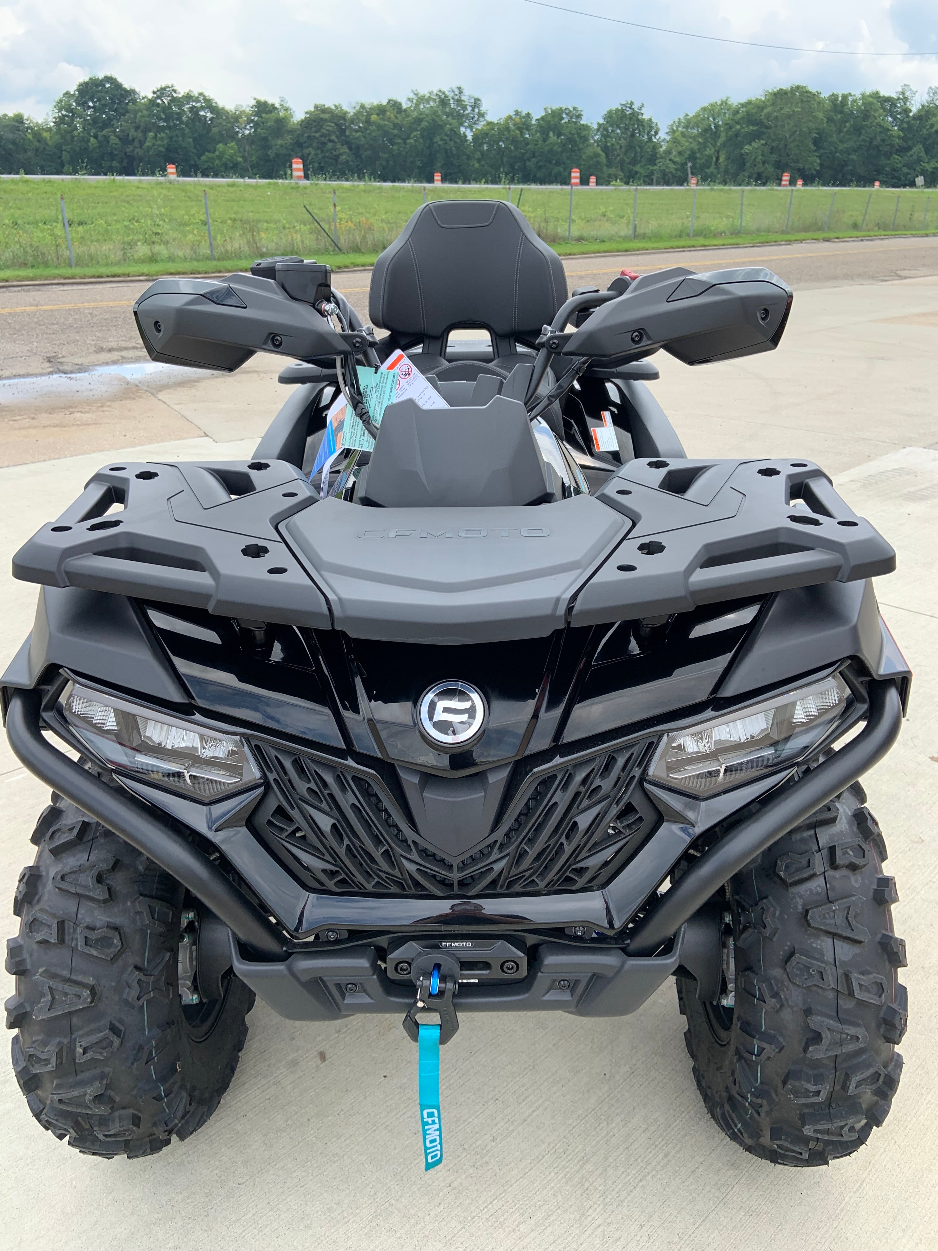 2026 Cfmoto Cforce 600 Touring Black