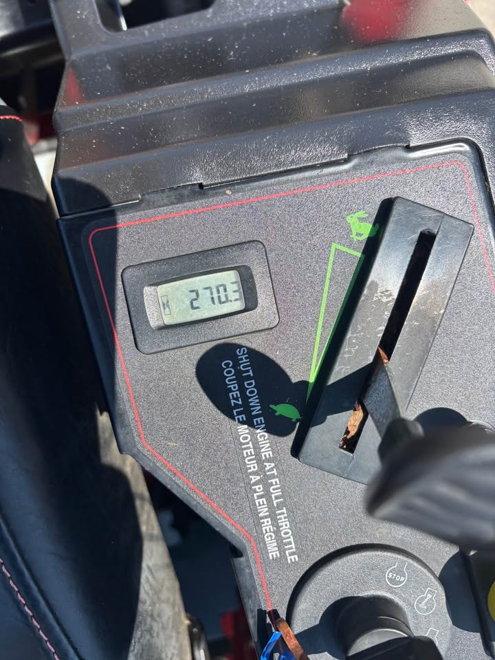 Used Toro Timecutter HD (TITAN) Zero Turn Mower 48'' Deck Zero Turn Mower