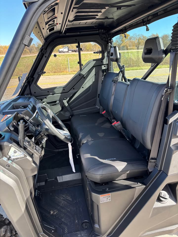 2025 Cfmoto Uforce 1000 With Cab