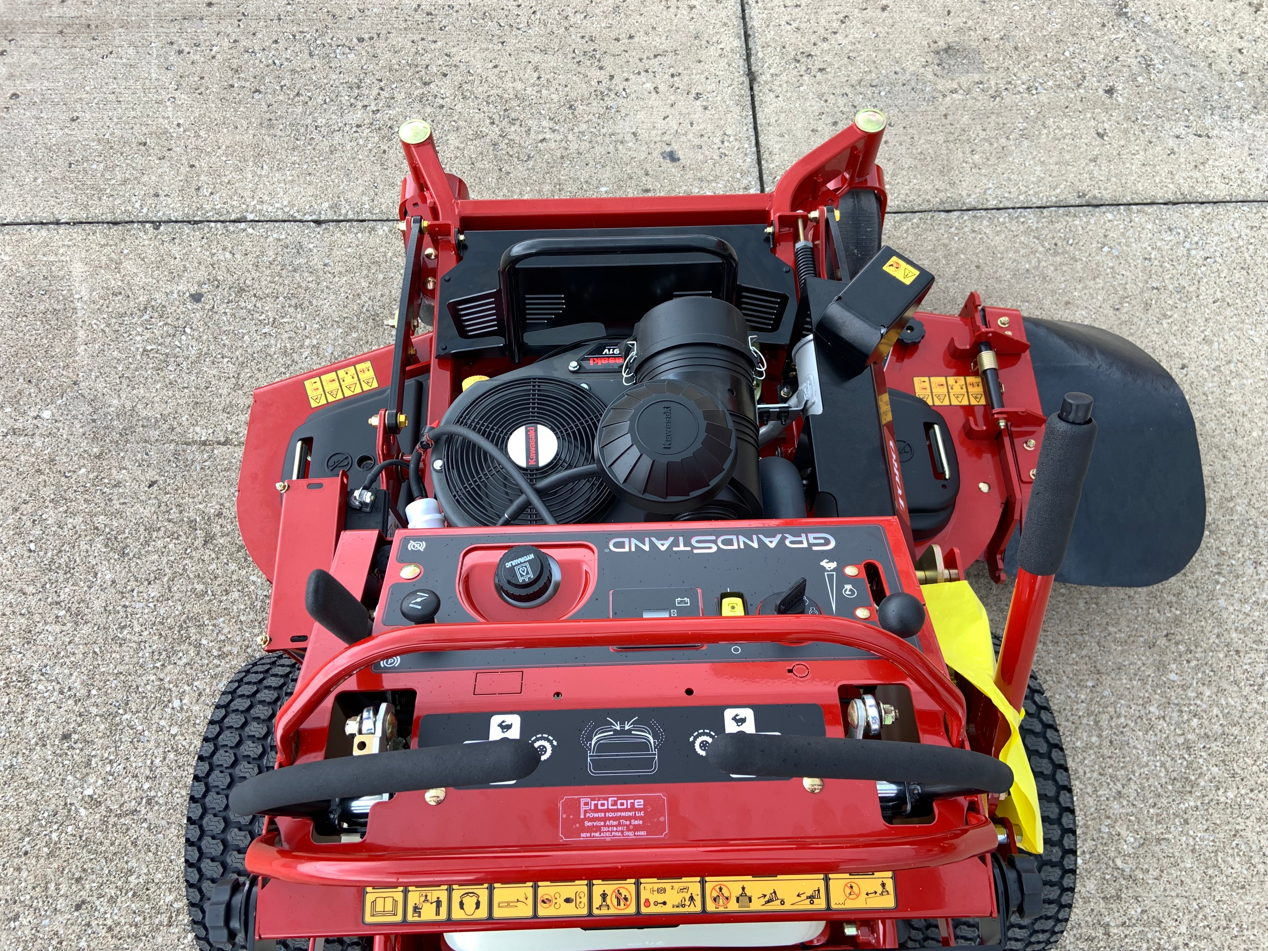 Toro Grandstand 52'' Kawasaki Engine 72505