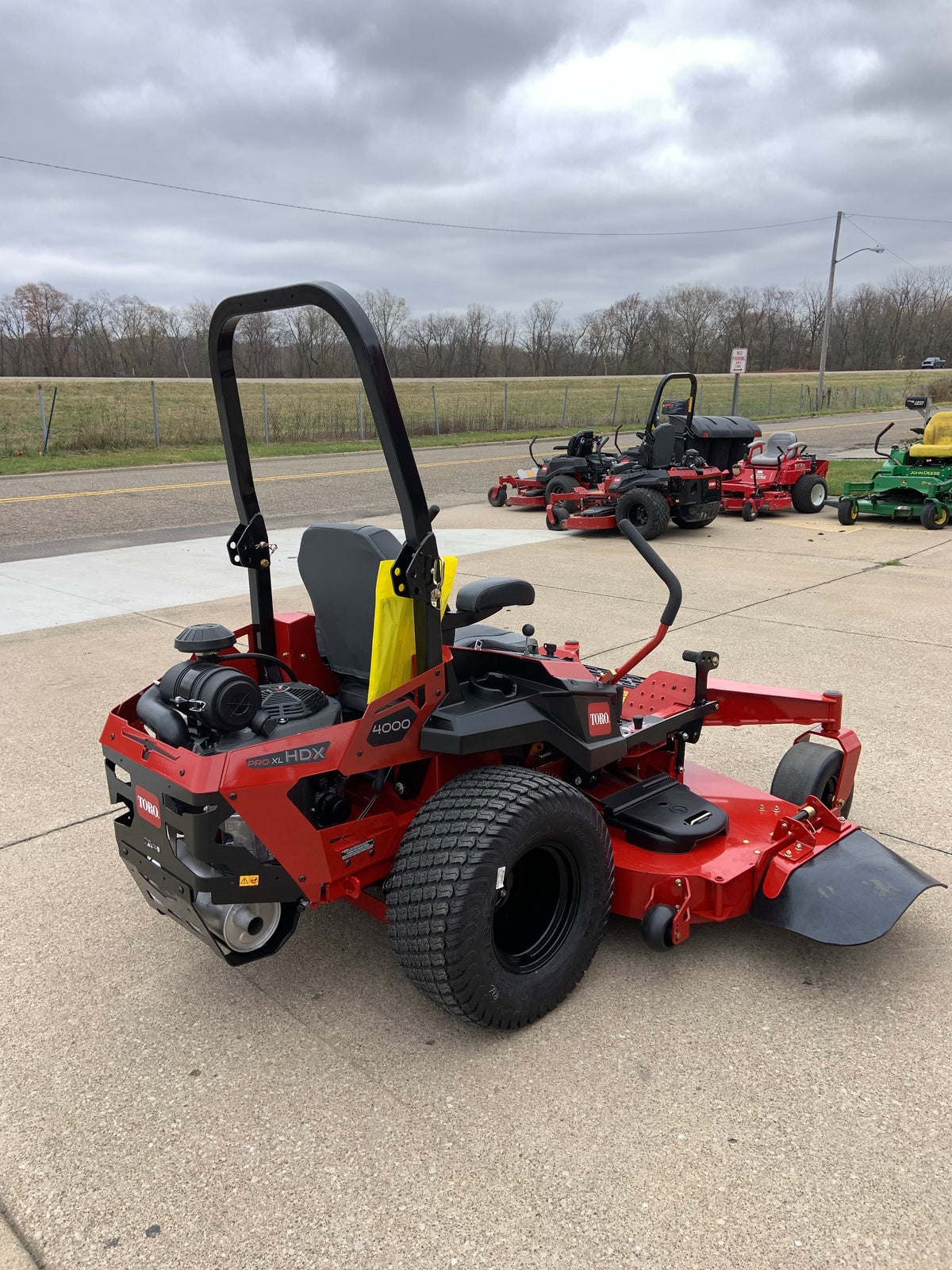 Toro Z Master 4000 HDX 72" Zero Turn Mower 35 HP Kawasaki 74022 - view 7