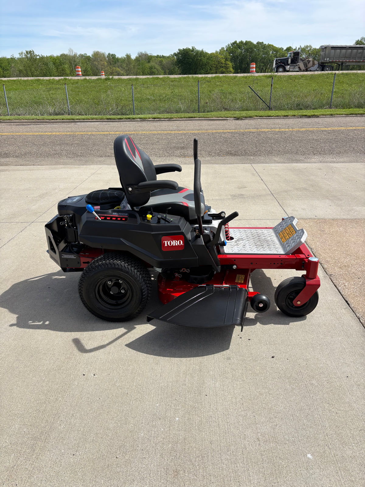 Toro 42" TimeCutter MyRIDE Zero Turn Mower