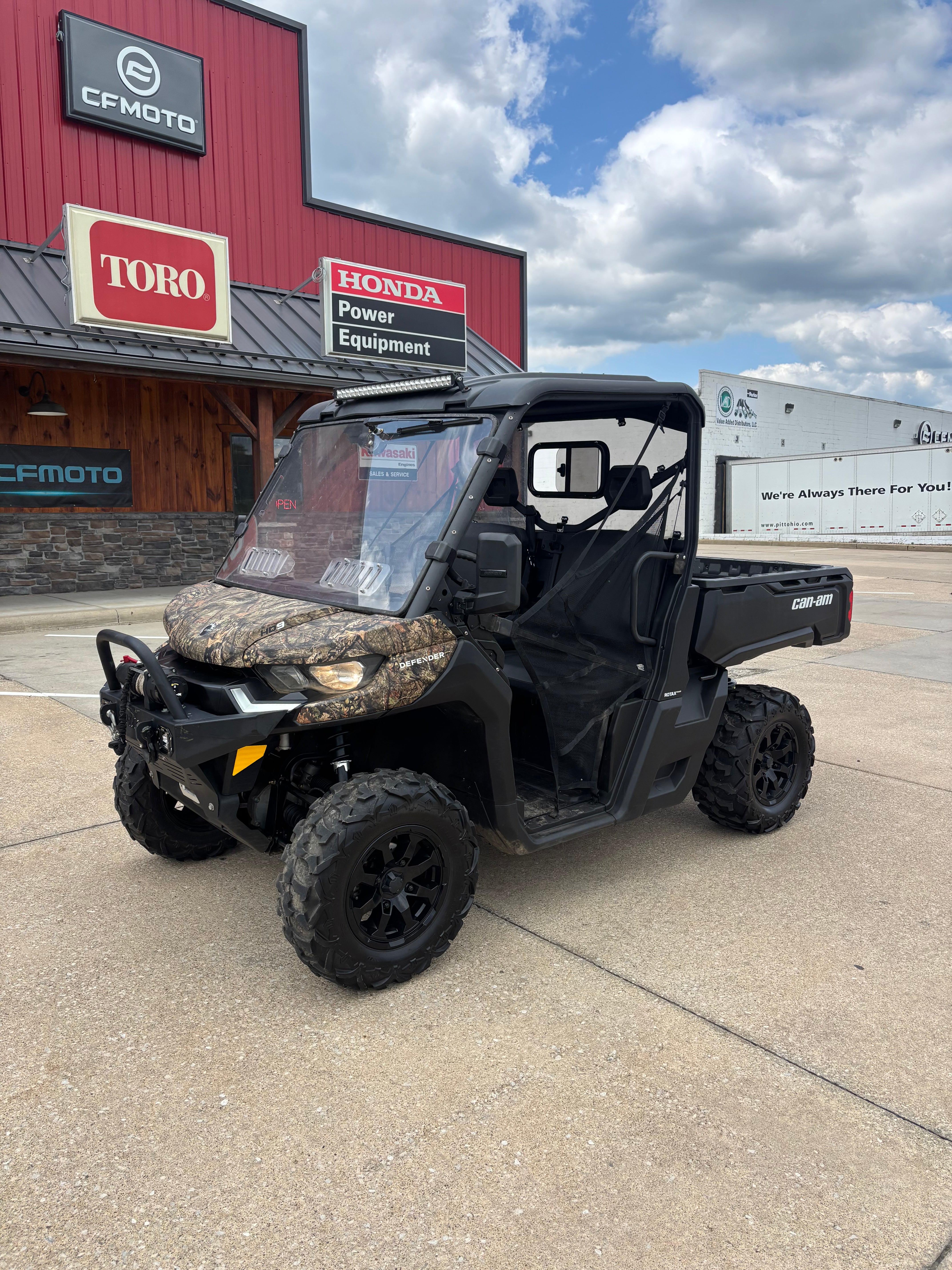 Used 2023 Can Am Defender HD 9 With Cab and Heat