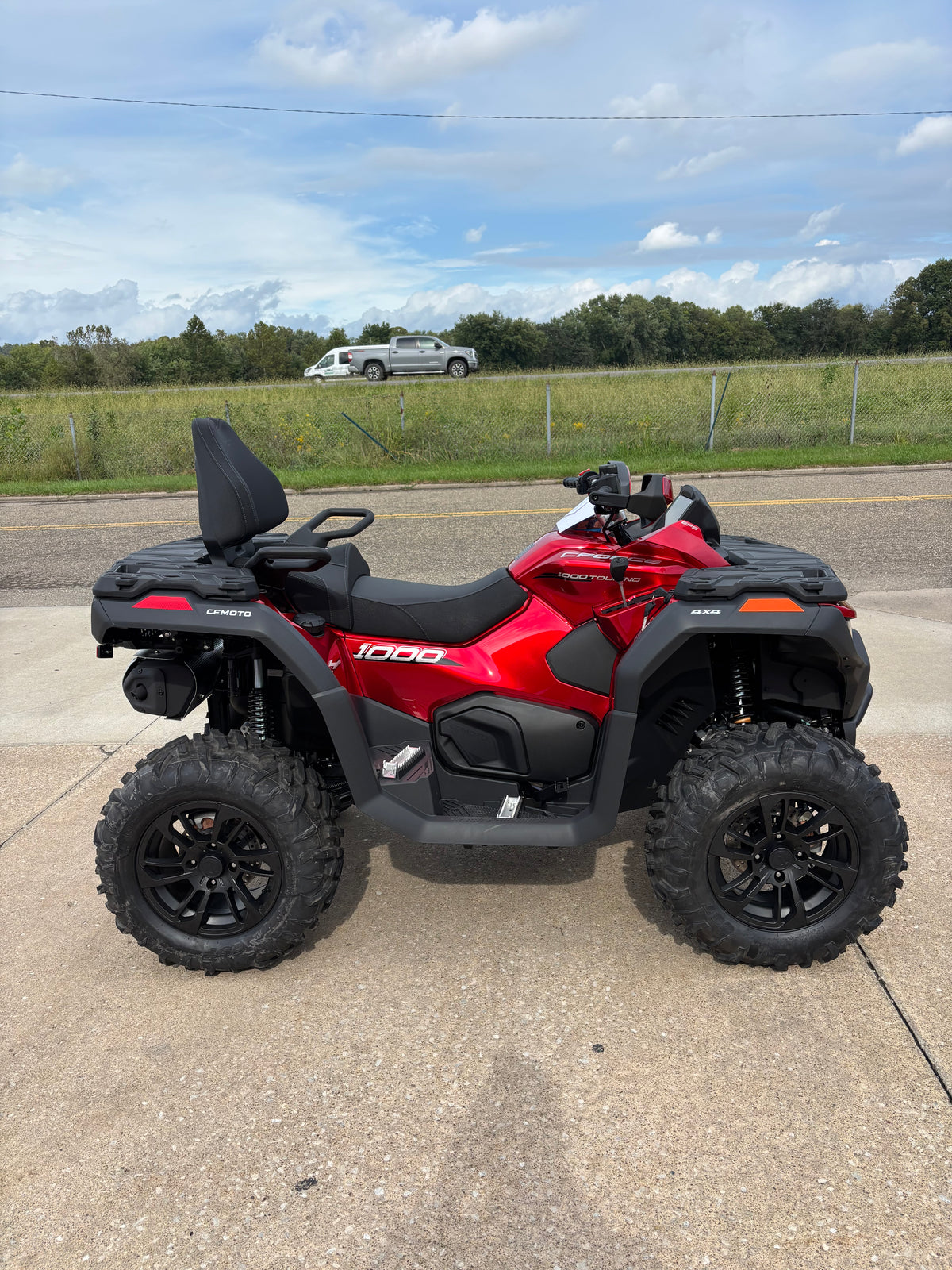 2027 CFMoto CFORCE 1000 Touring Bordeaux Red