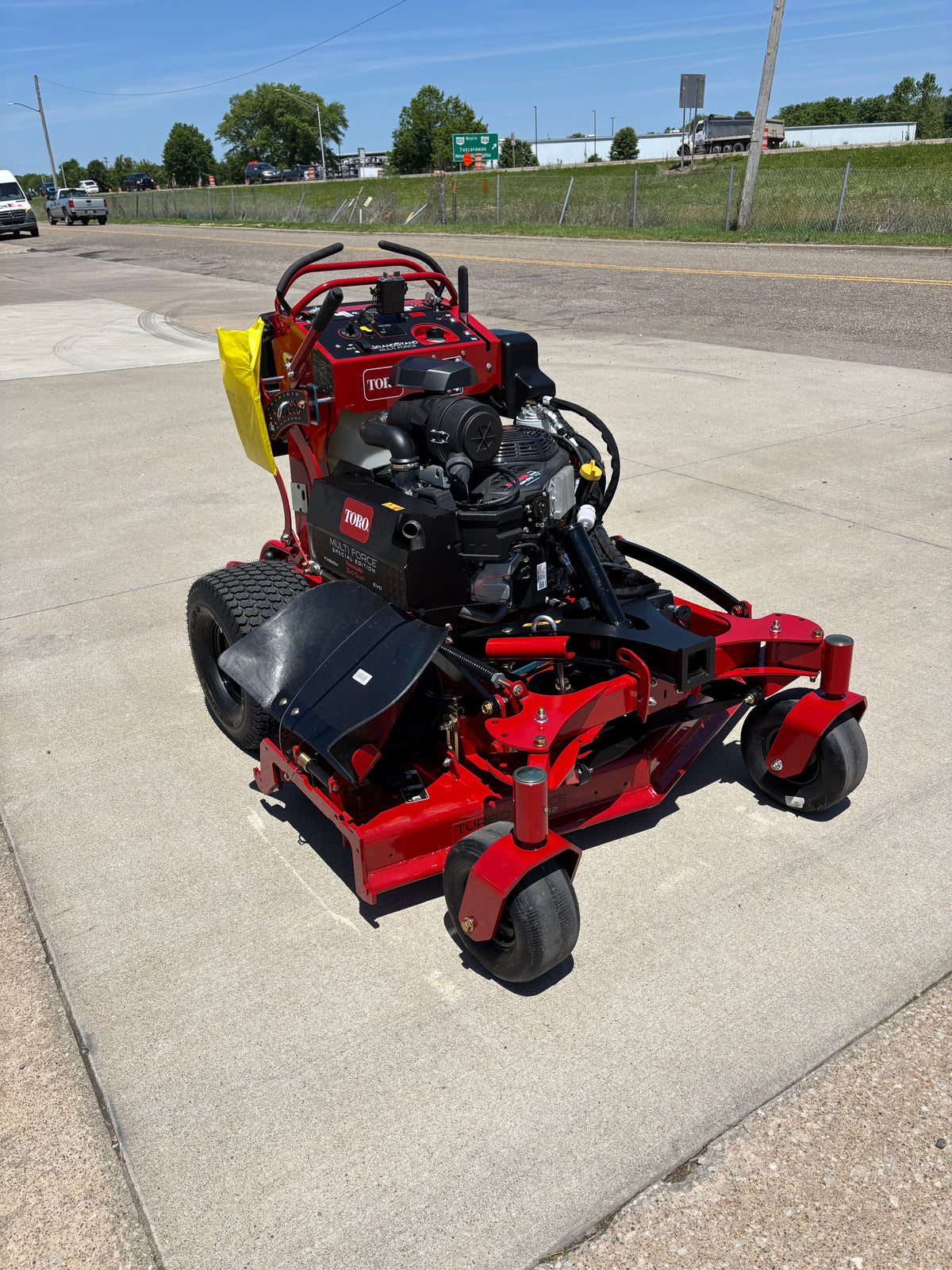 Toro Grandstand Multiforce 52'' Kawasaki EVO 34.5HP