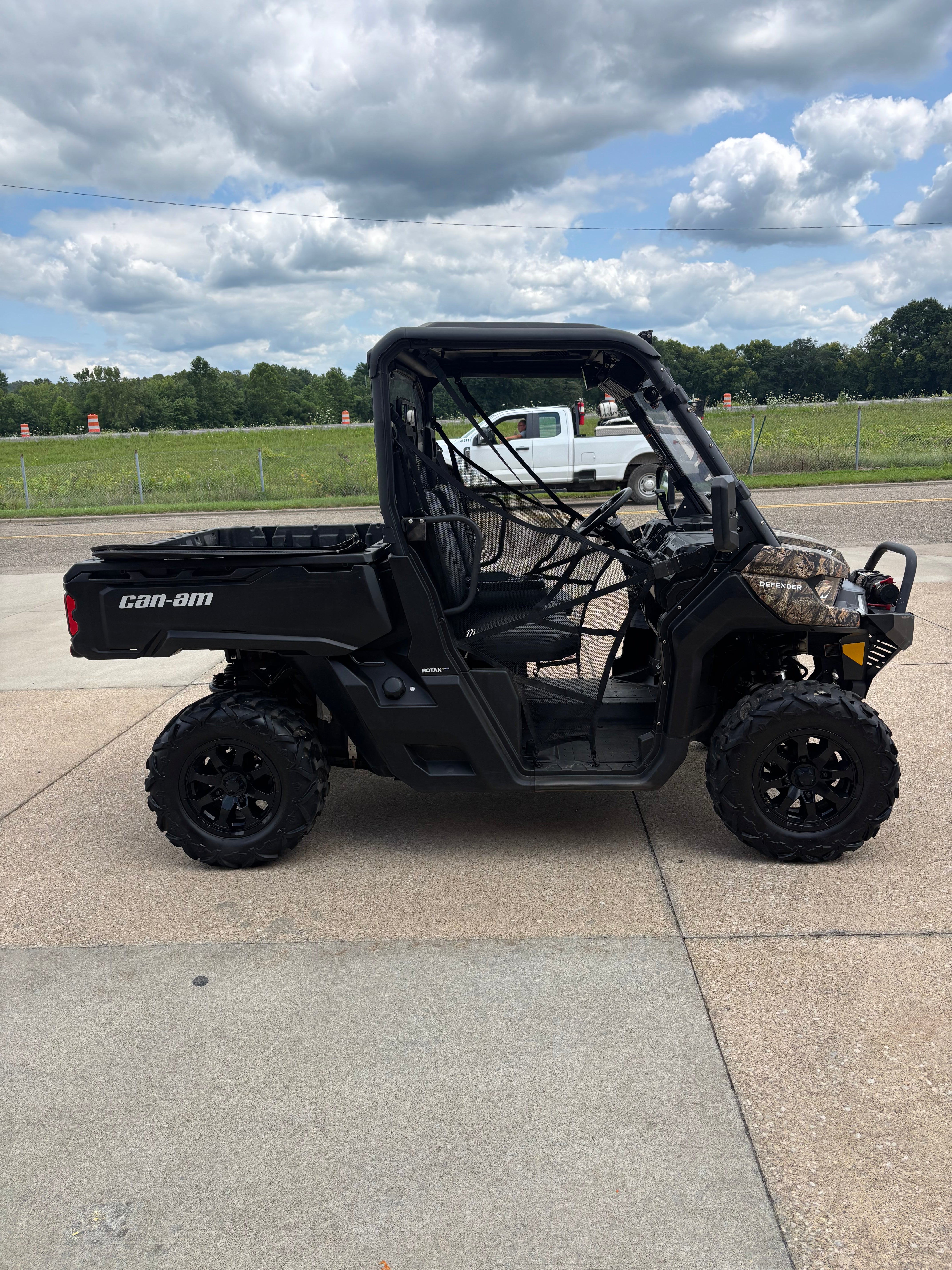 Used 2023 Can Am Defender HD 9 With Cab and Heat