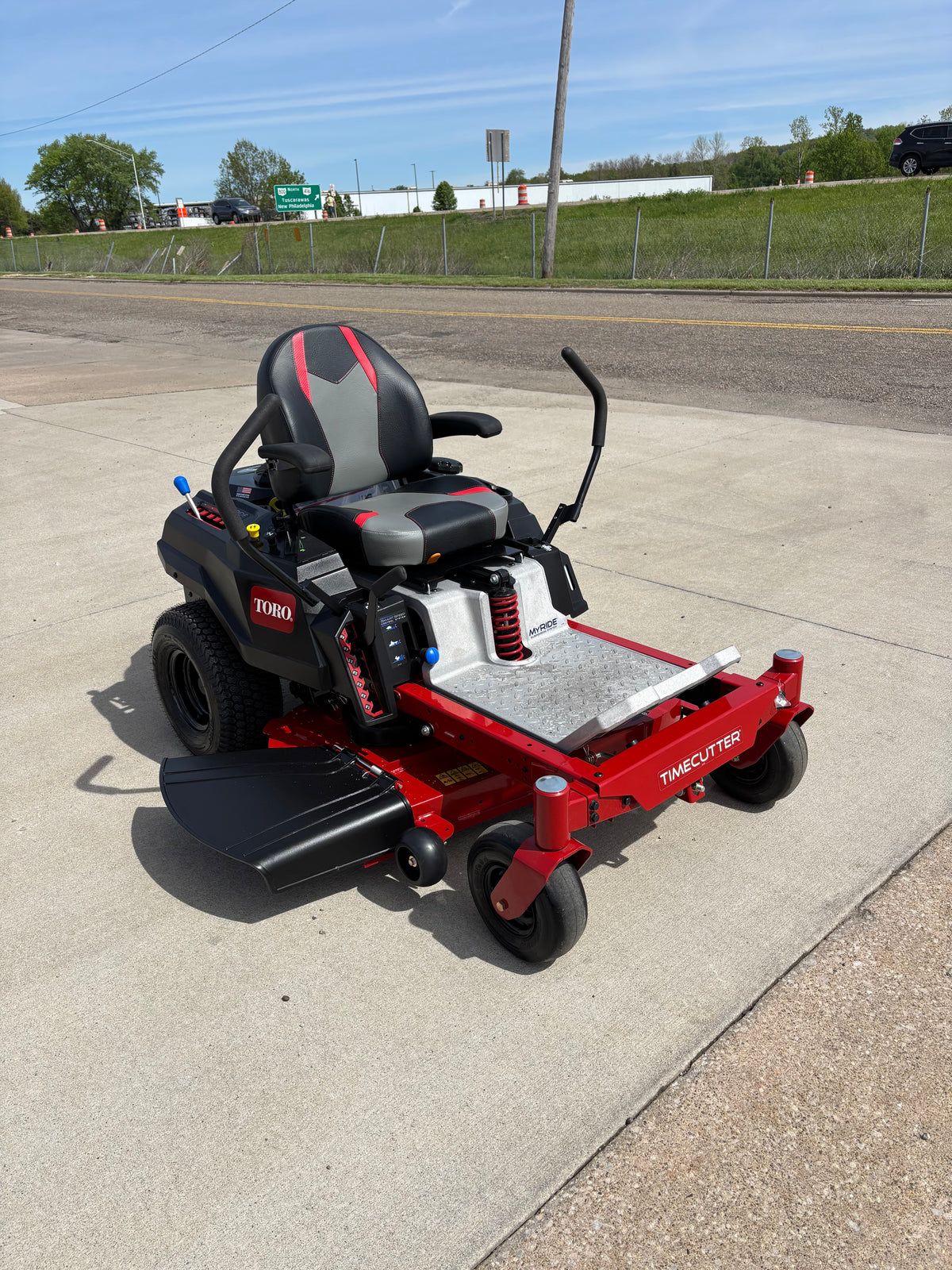 Toro 42" TimeCutter MyRIDE Zero Turn Mower