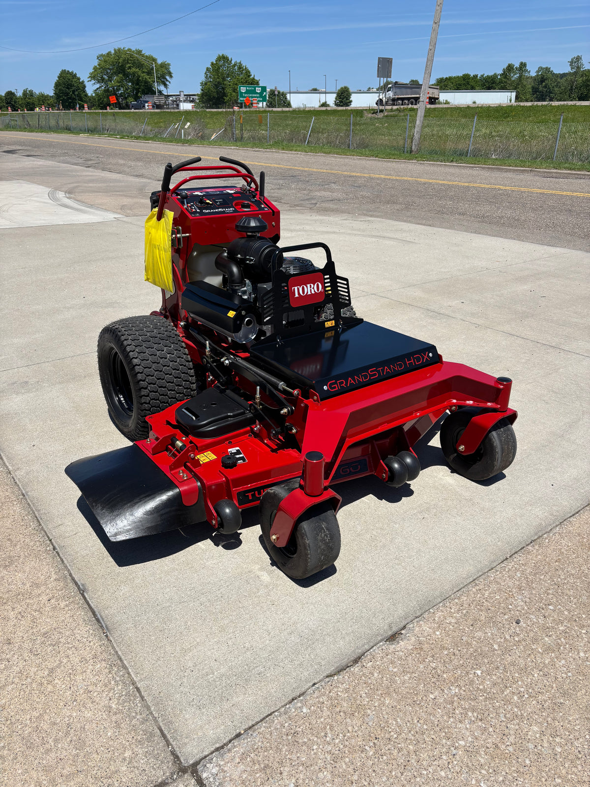 Toro Grandstand 60'' HDX Stand On Mower Kawasaki