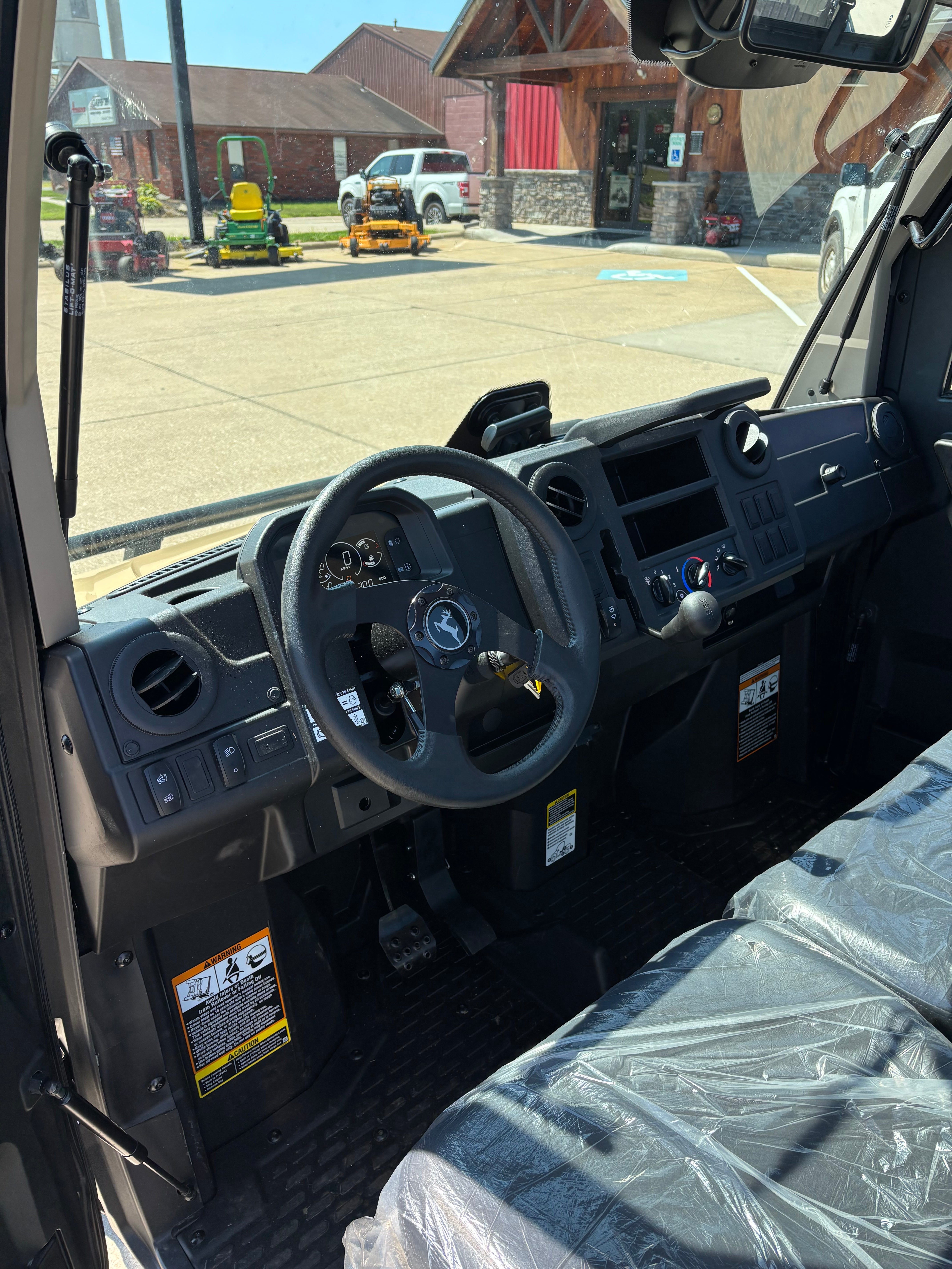 Used 2022 John Deere Gator XUV835M Side By Side