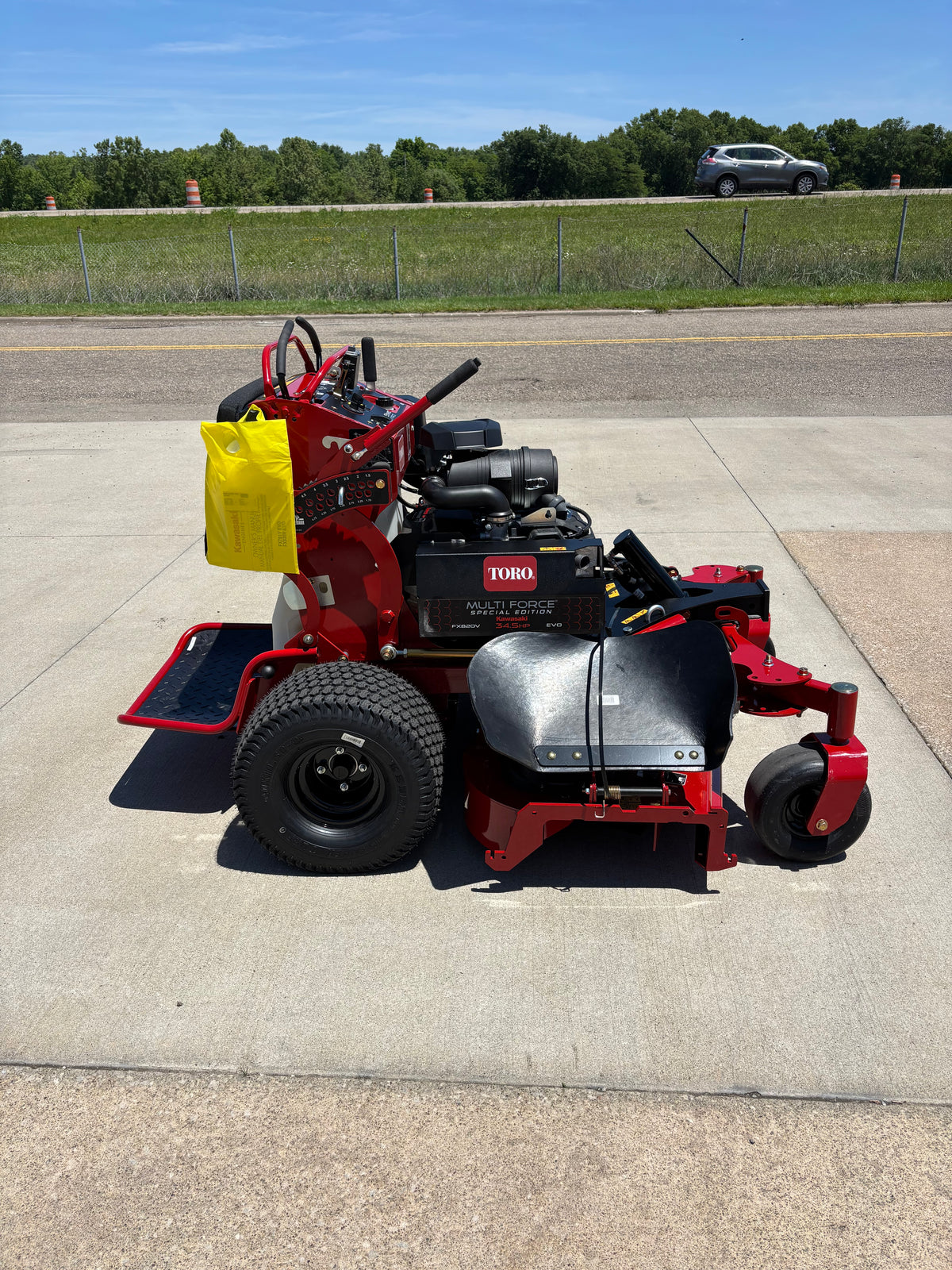 Toro Grandstand Multiforce 52'' Kawasaki EVO 34.5HP