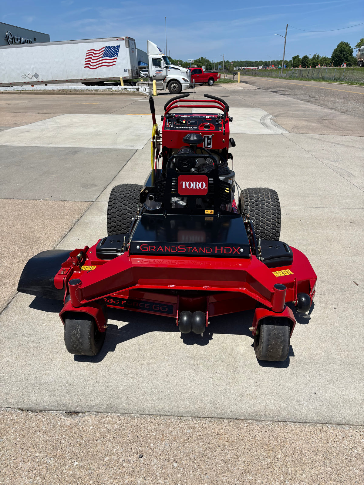 Toro Grandstand 60'' HDX Stand On Mower Kawasaki