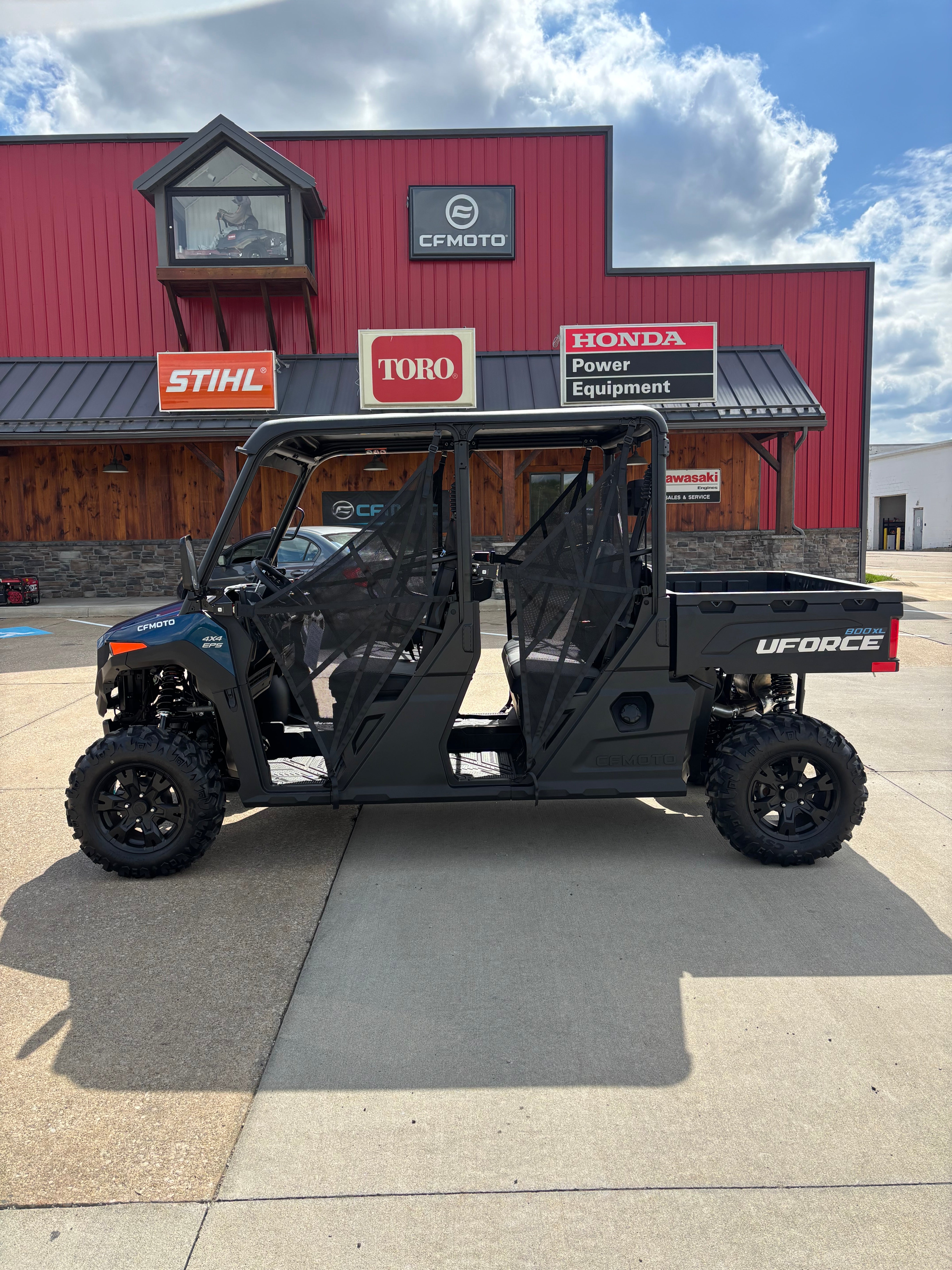 2026 Cfmoto Uforce 800 Crew Cab Side by Side Blue