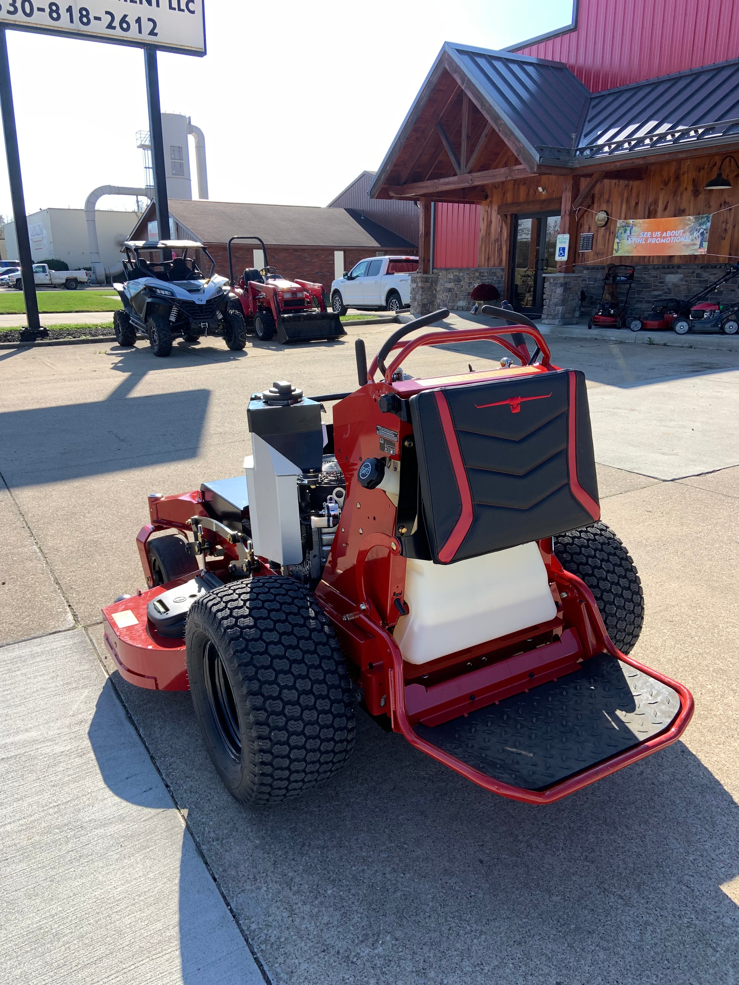Toro HDX 60'' Grandstand Commercial Mower 37HP