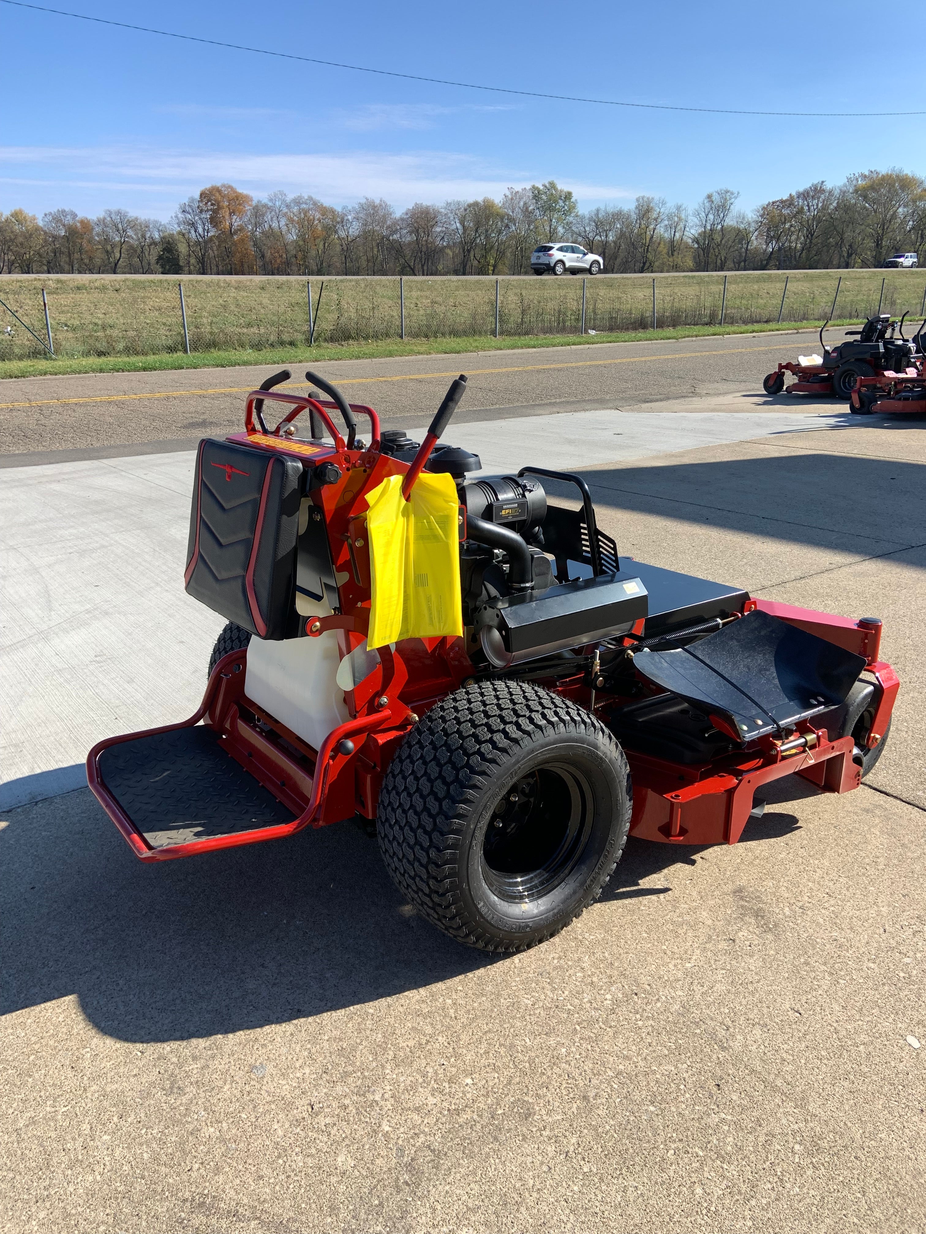 Toro HDX 60'' Grandstand Commercial Mower 37HP
