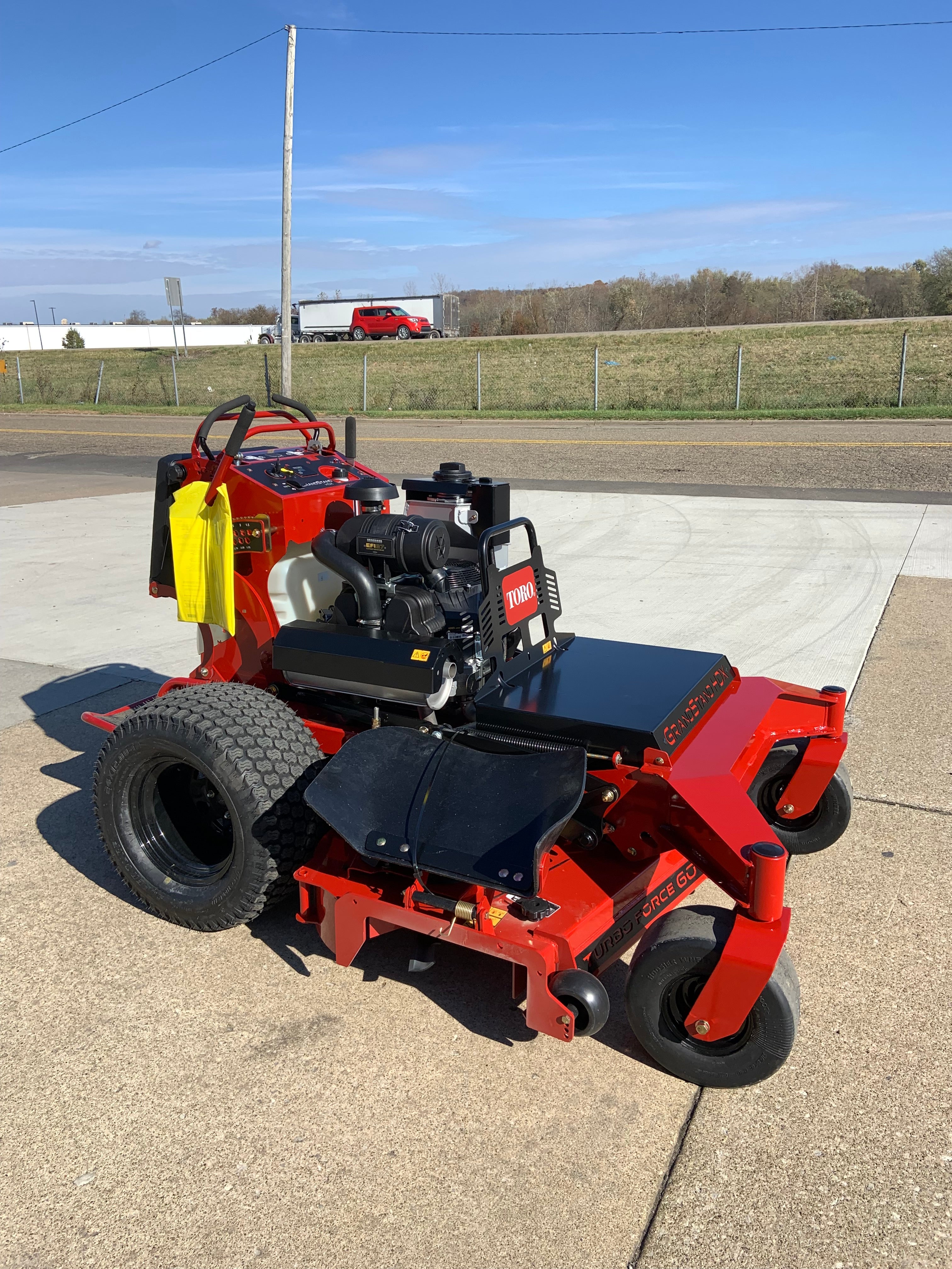 Toro HDX 60'' Grandstand Commercial Mower 37HP