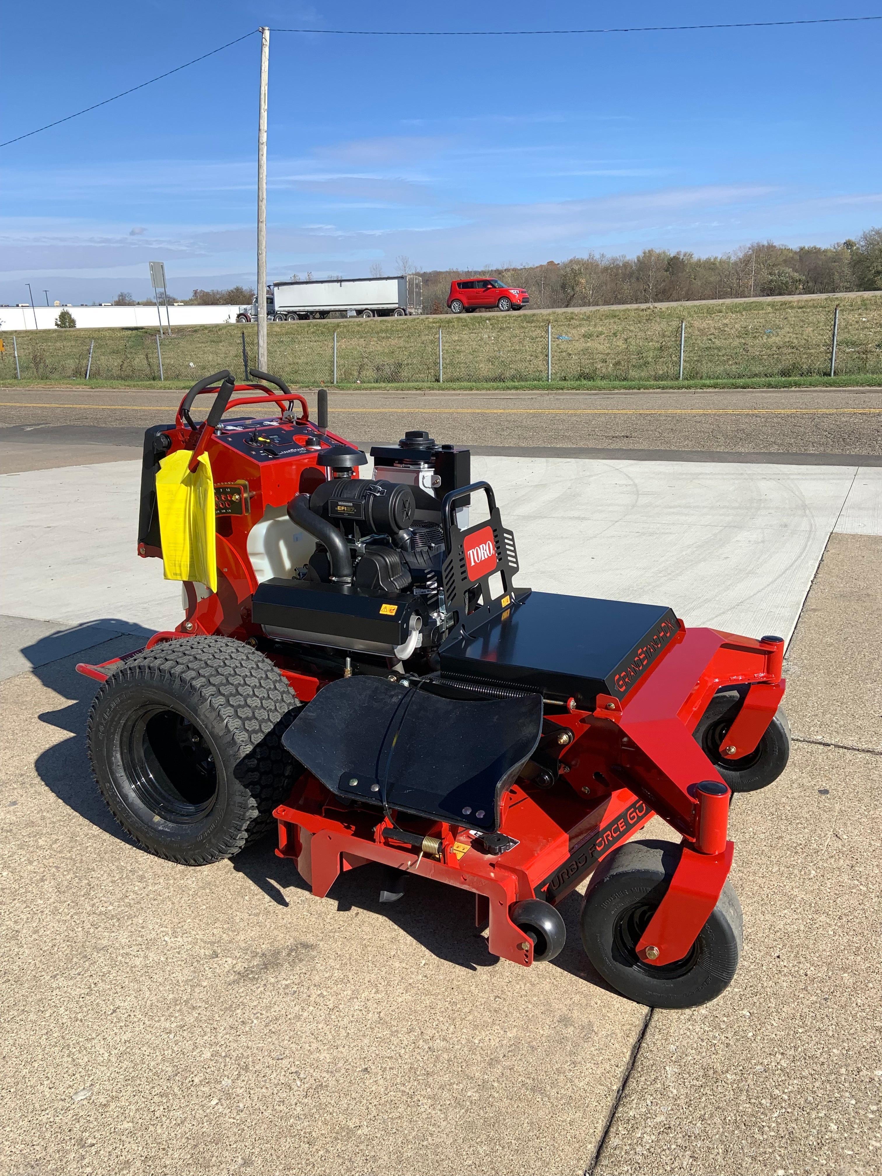 Toro HDX 60'' Grandstand Commercial Mower 37HP