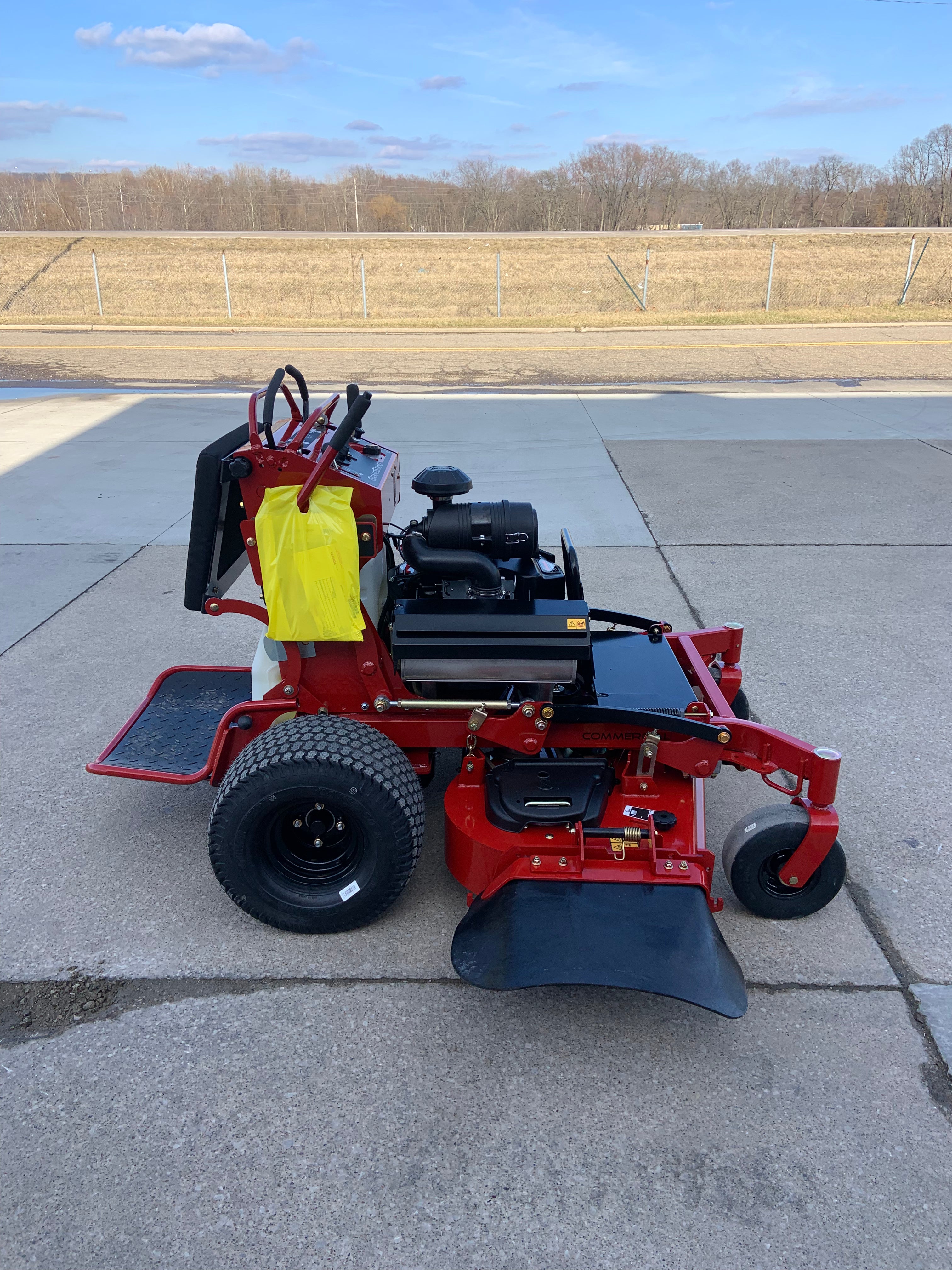 Toro Grandstand 52'' Stand On Mower 35HP Kawasaki