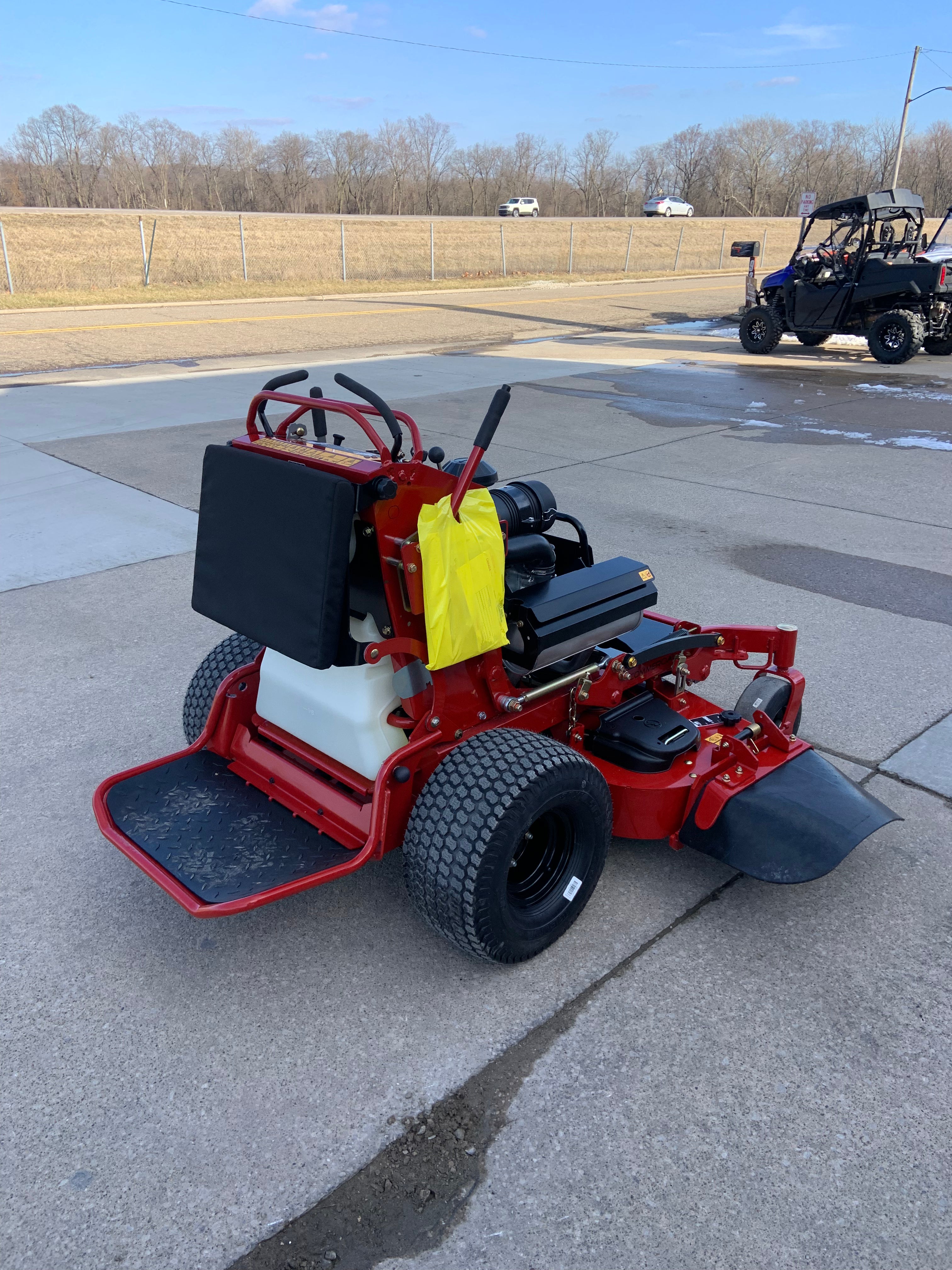 Toro Grandstand 52'' Stand On Mower 35HP Kawasaki