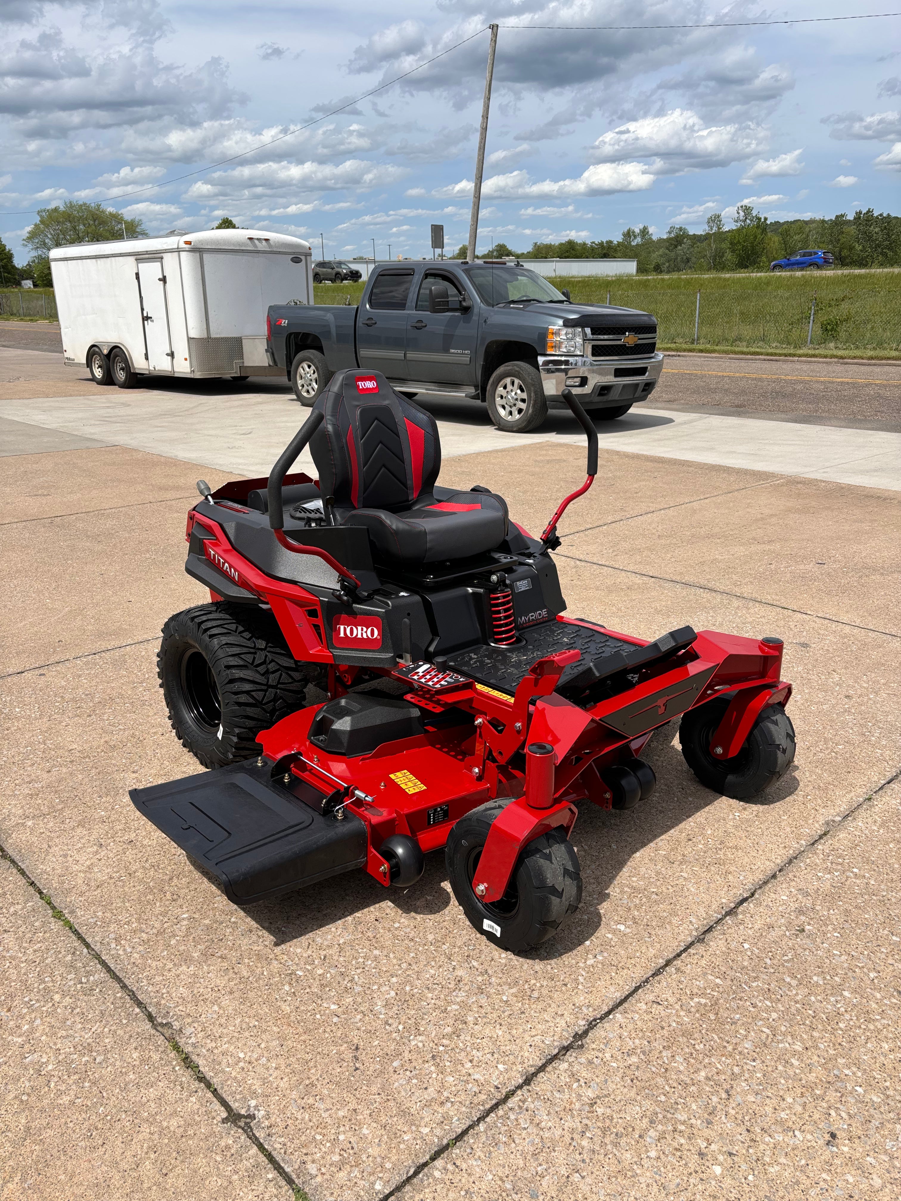 Toro Titan 60'' Zero Turn Mower W Suspension Kohler Engine