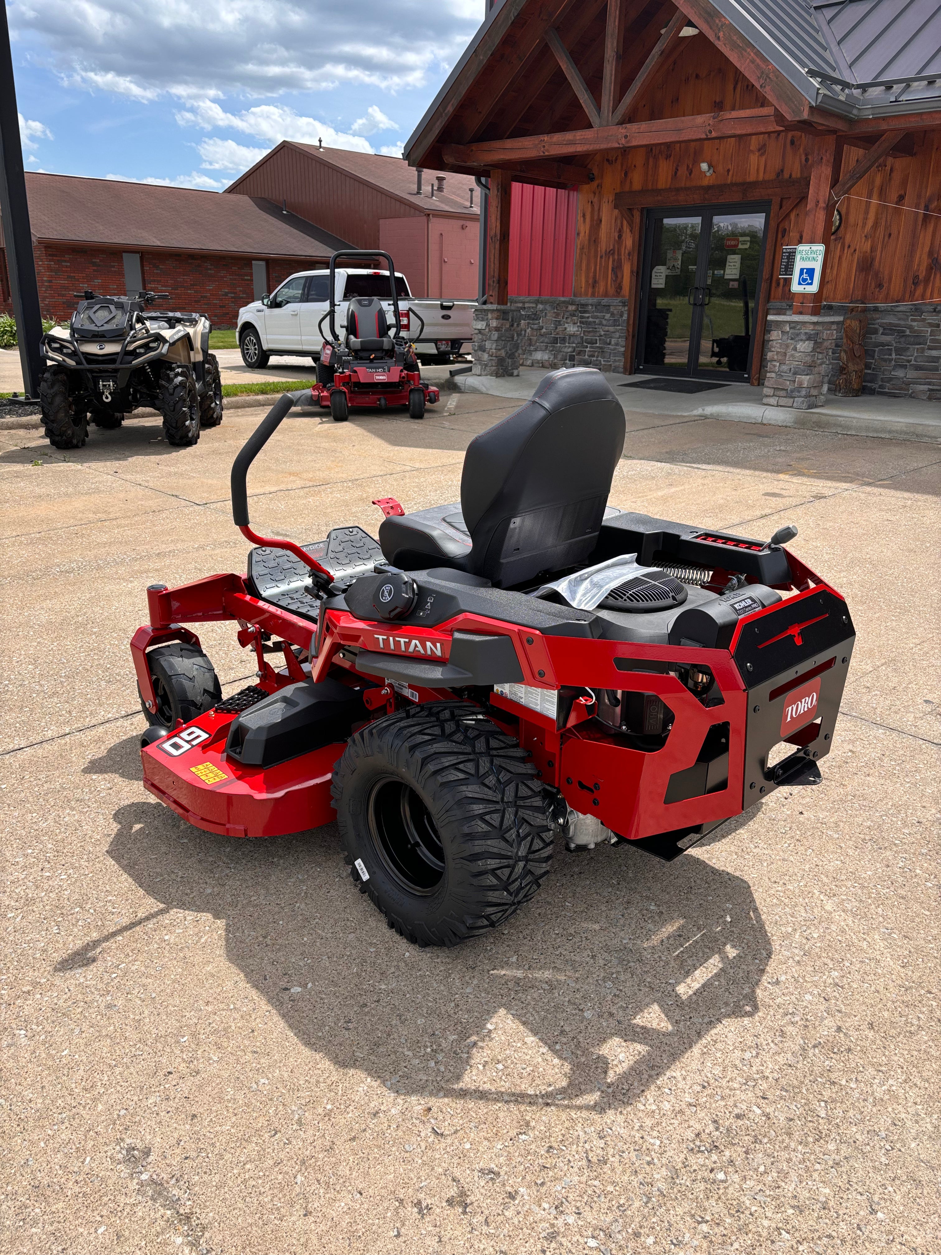Toro Titan 60'' Zero Turn Mower W Suspension Kohler Engine