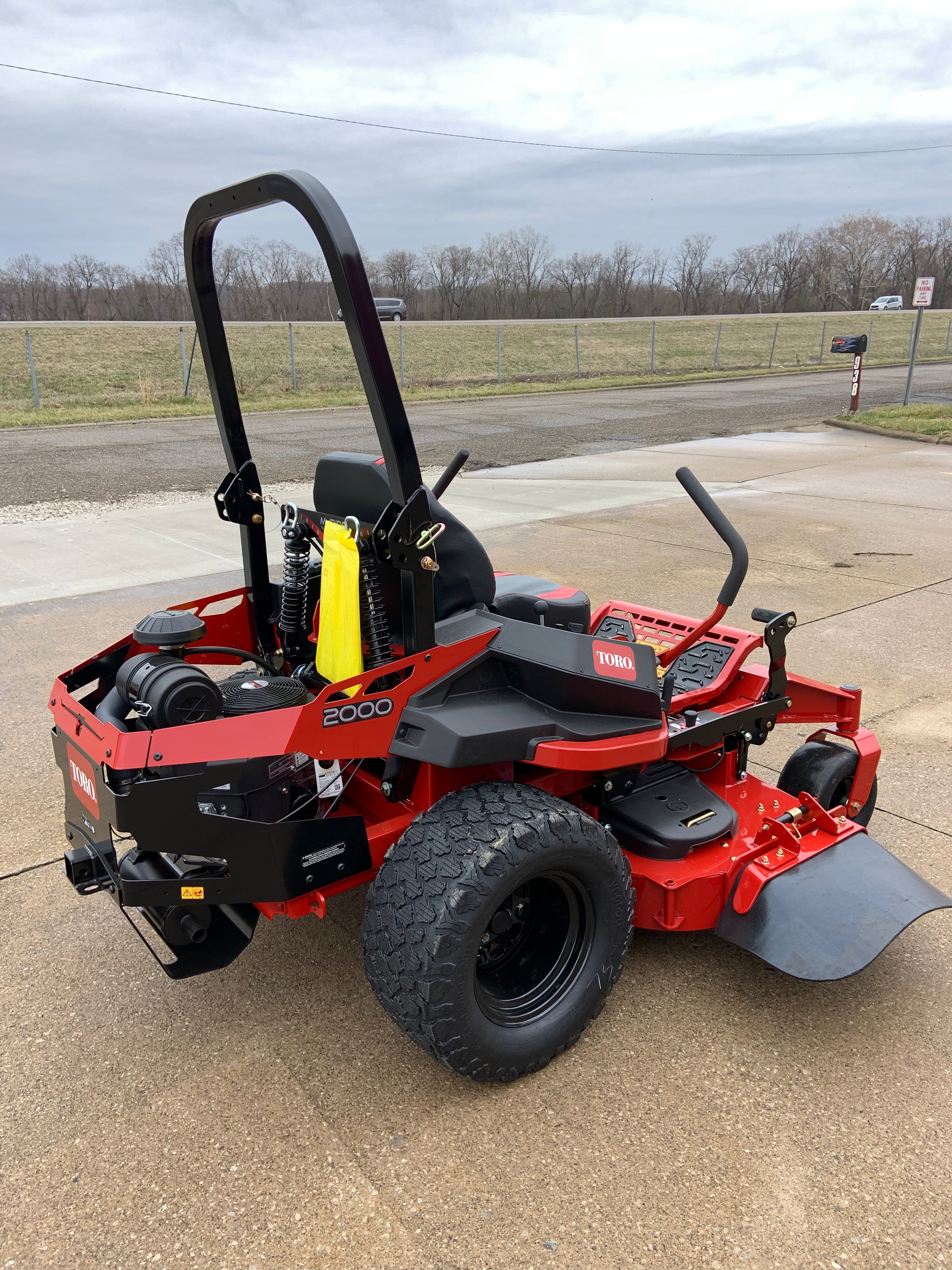 2000 Series MyRIDE® HDX 60 in. 23.5 hp 726cc Kawasaki Engine