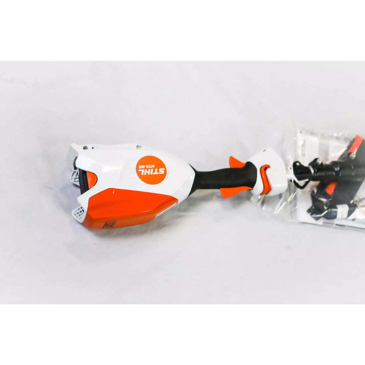 Stihl HTA 86 Cordless Battery-Powered 10'' Telescoping Pole Saw