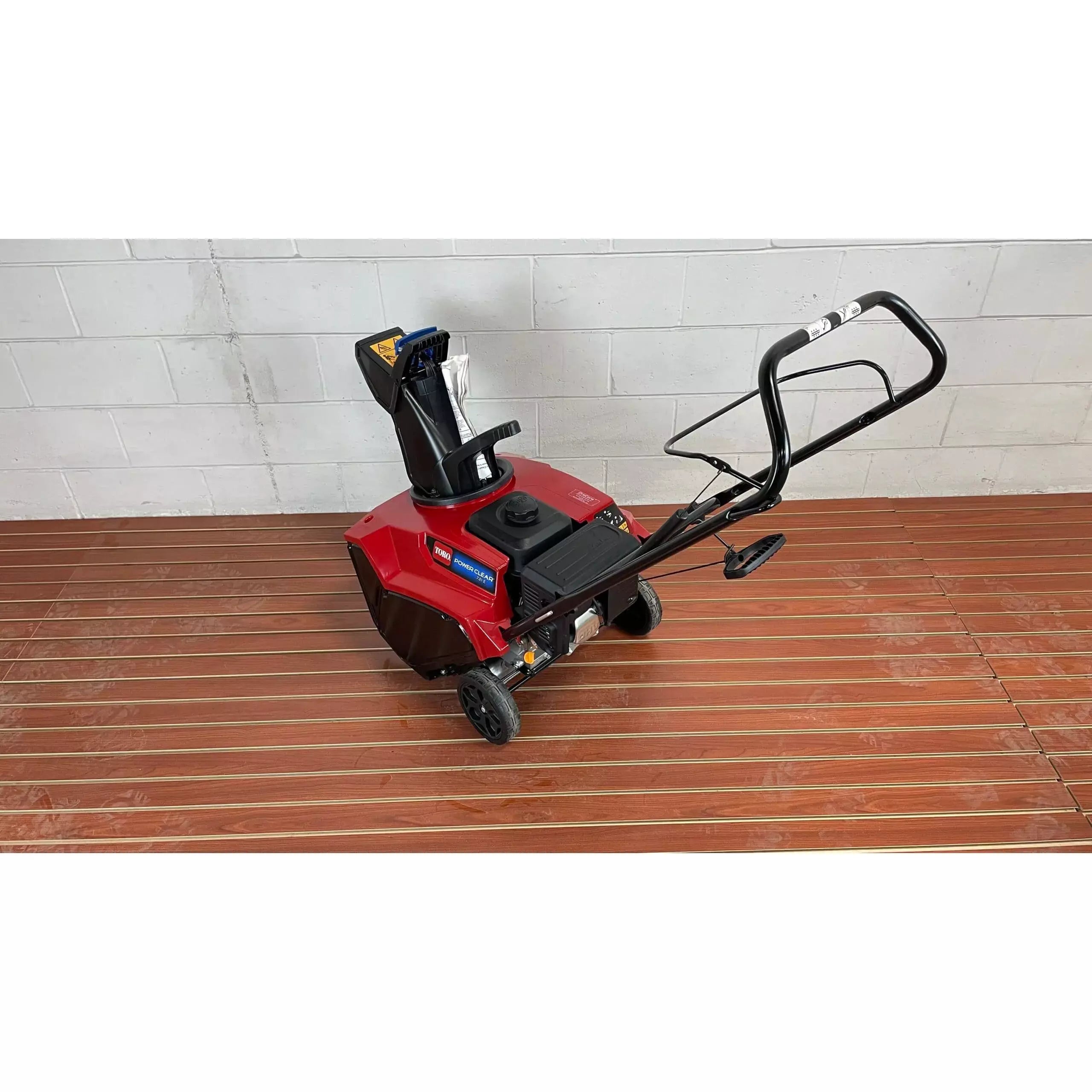 21" Power Clear 721 E Gas Snow Blower