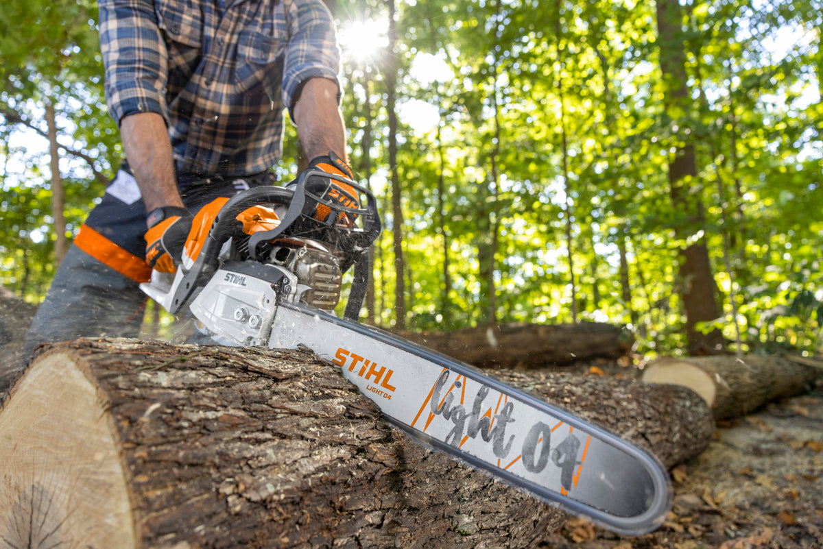 STIHL MS 362 C-M chainsaw detail