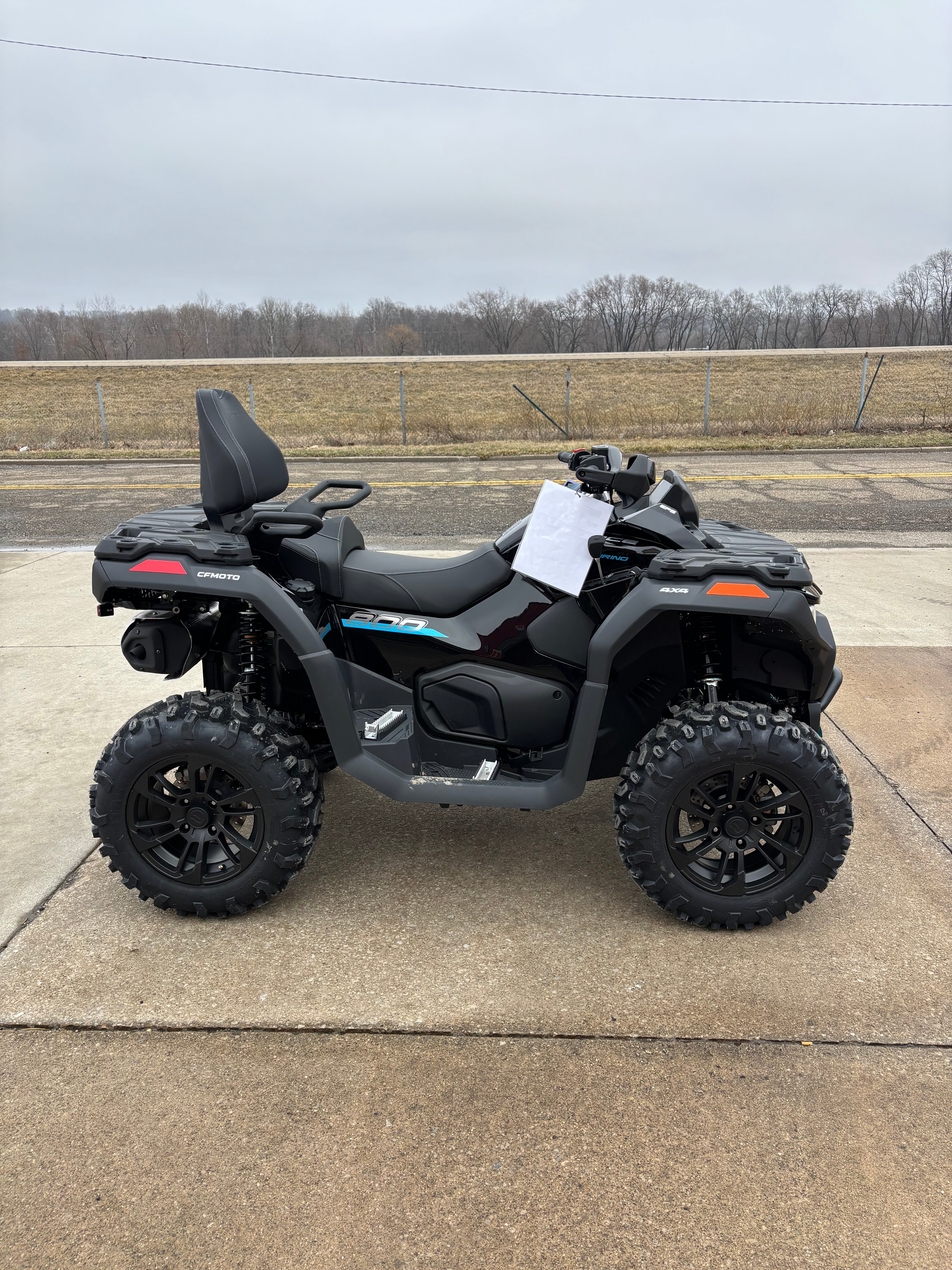 2026 Cfmoto Cforce 800 Touring Black