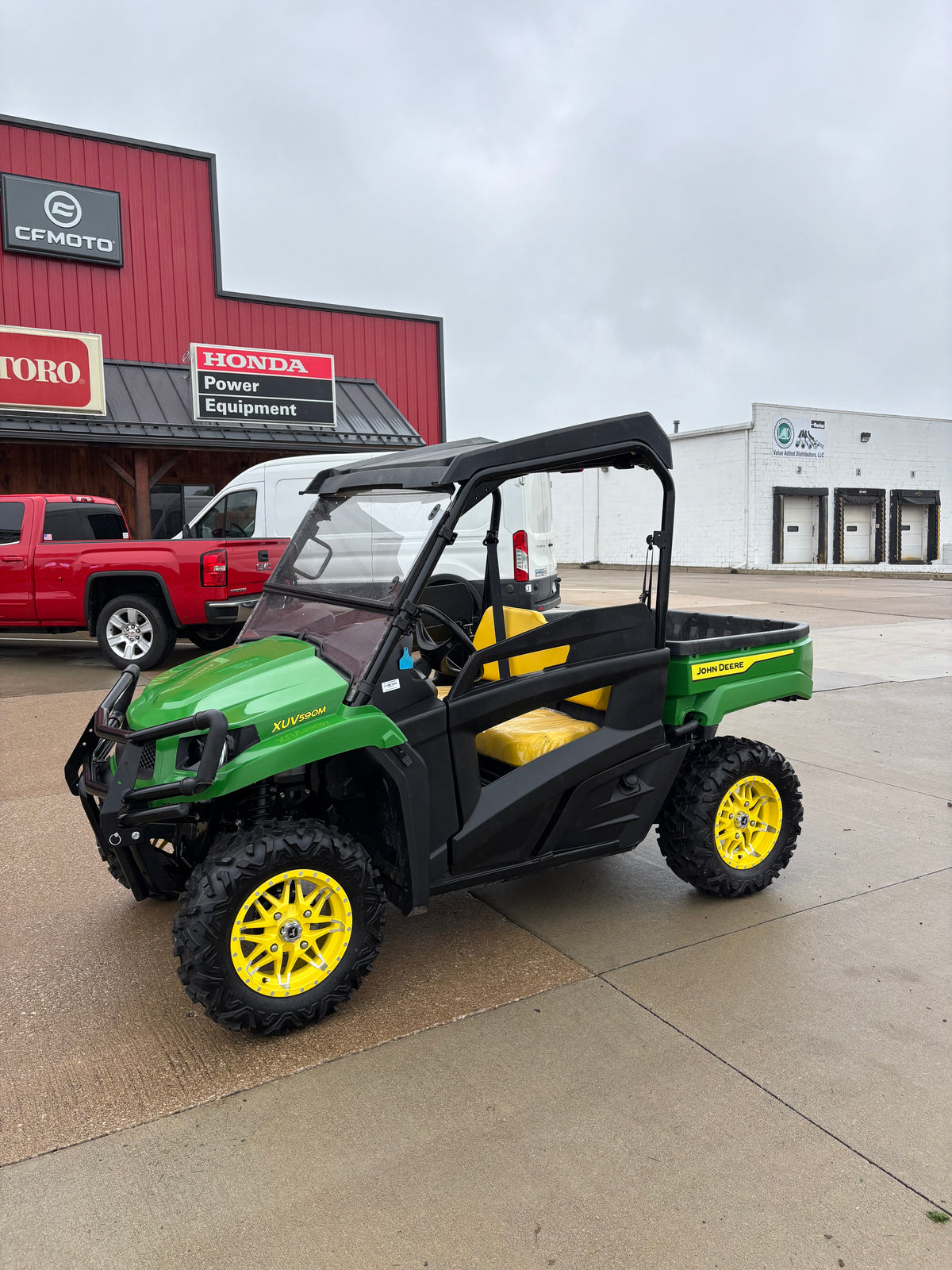 Used 2021 John Deere Gator XUV590M Side by Side