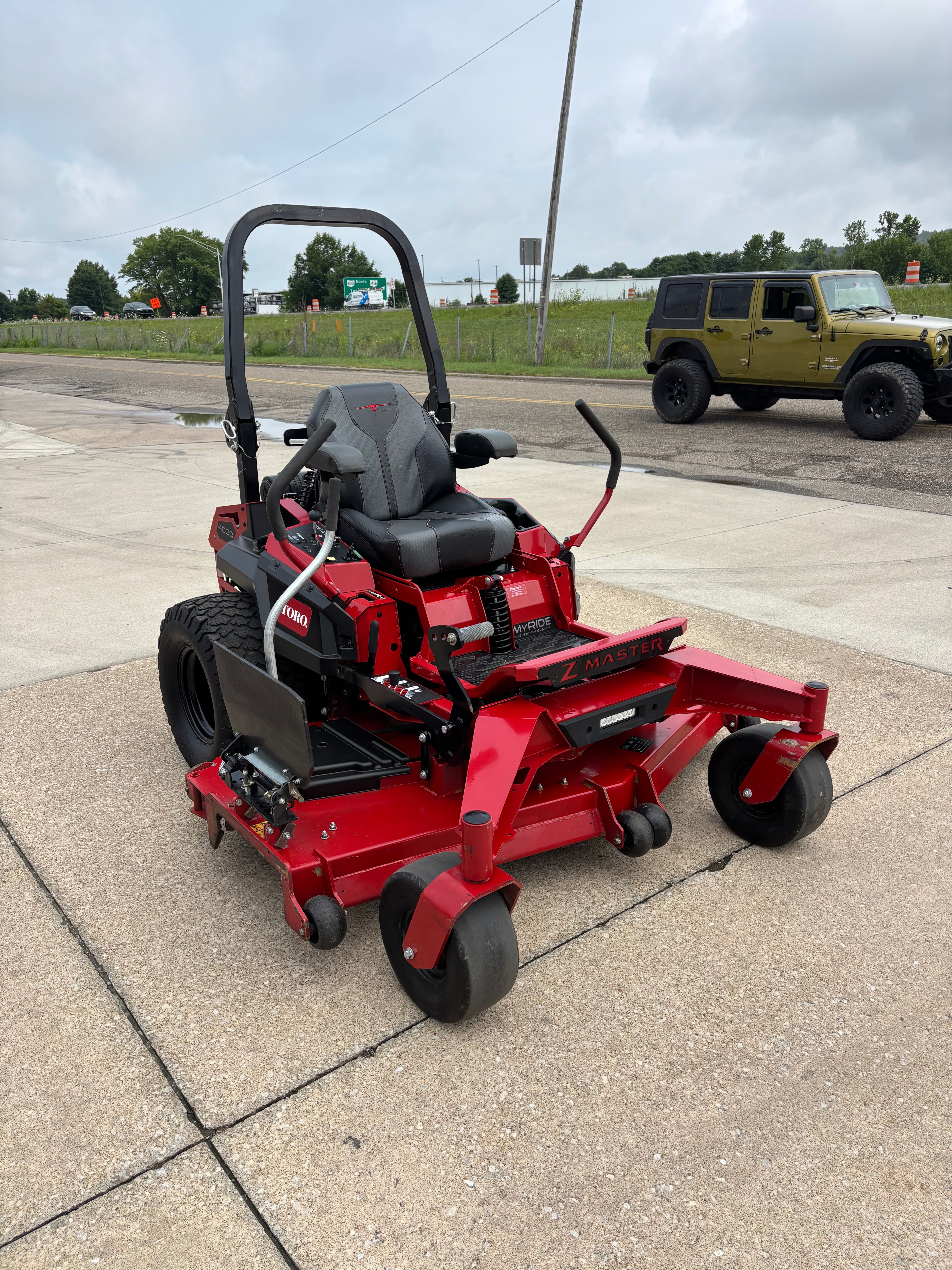 Used Toro Z Master 4000 series 72 in zero turn mower