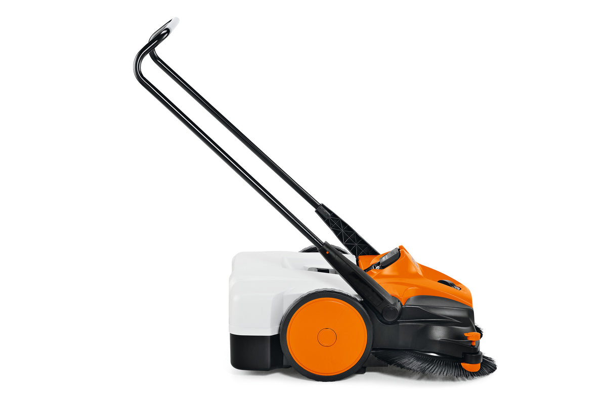 STIHL KGA 770 battery sweeper side view