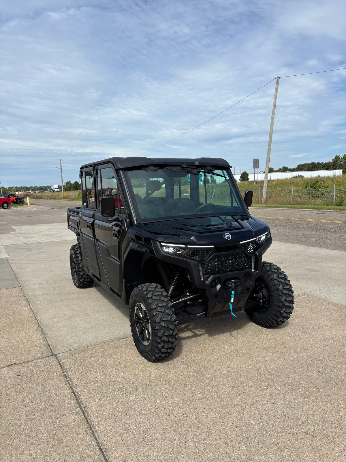 2027 CFMOTO UFORCE U10 XL Pro Highland Nebula Black - view 5