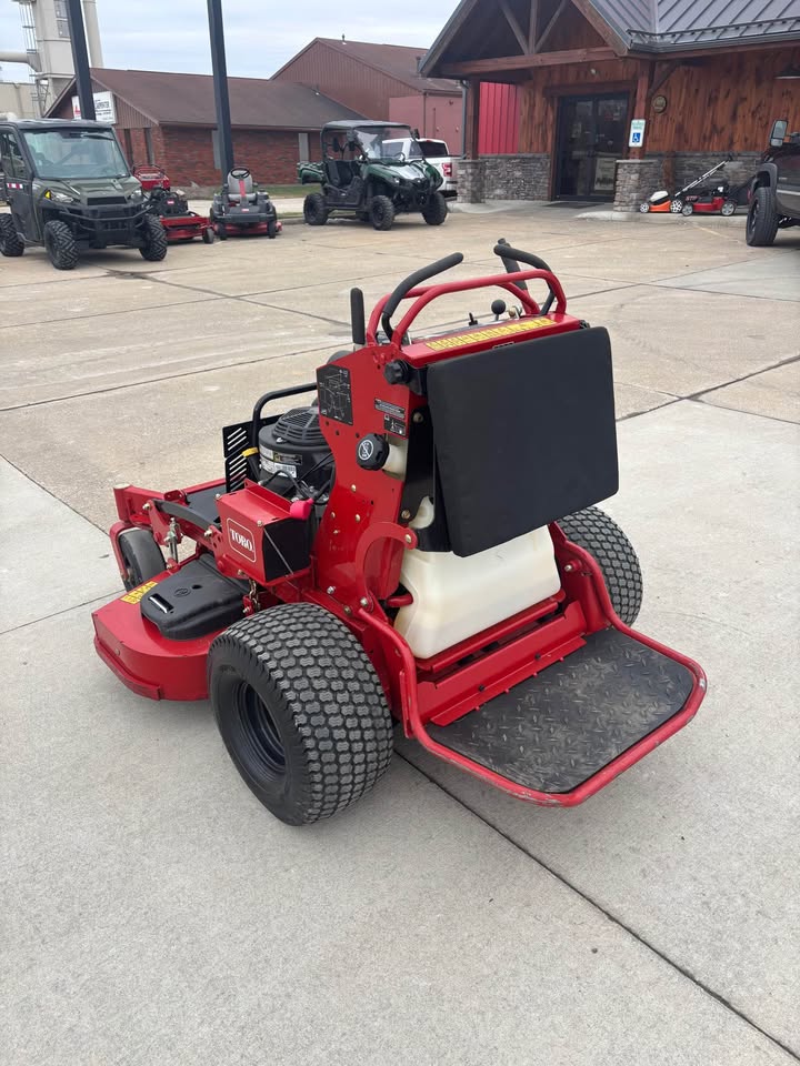 Used Toro Grandstand 52'' Demo 35hp Kawasaki Engine