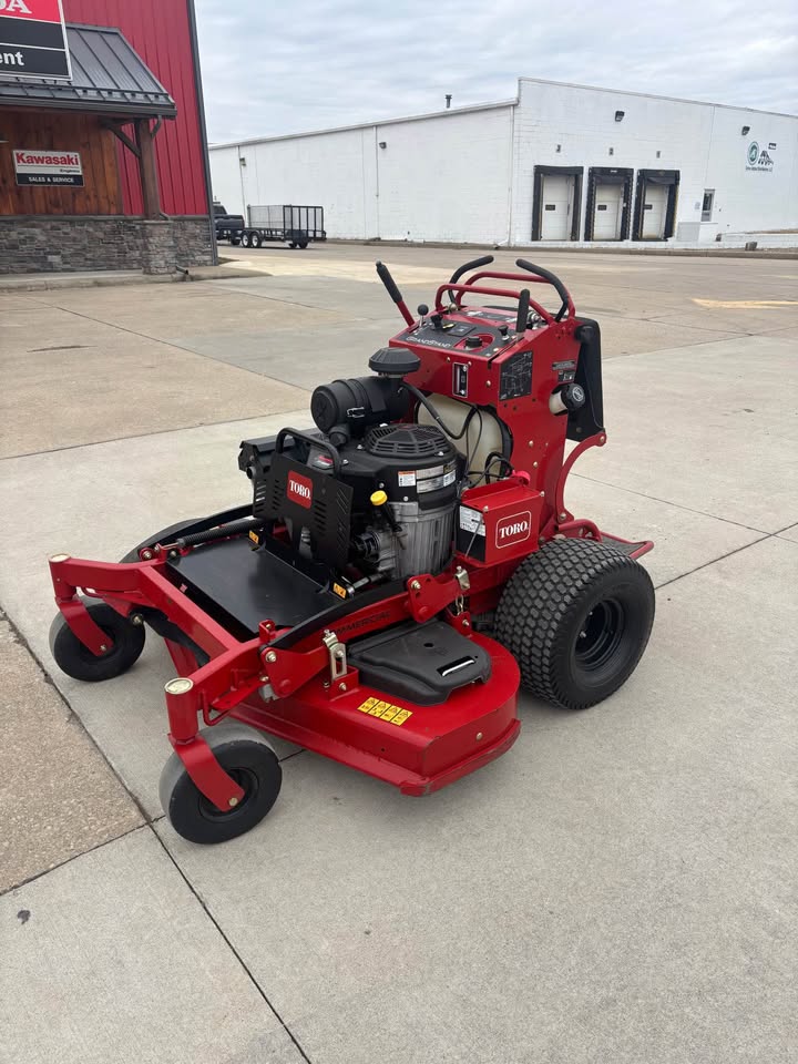 Used Toro Grandstand 52'' Demo 35hp Kawasaki Engine