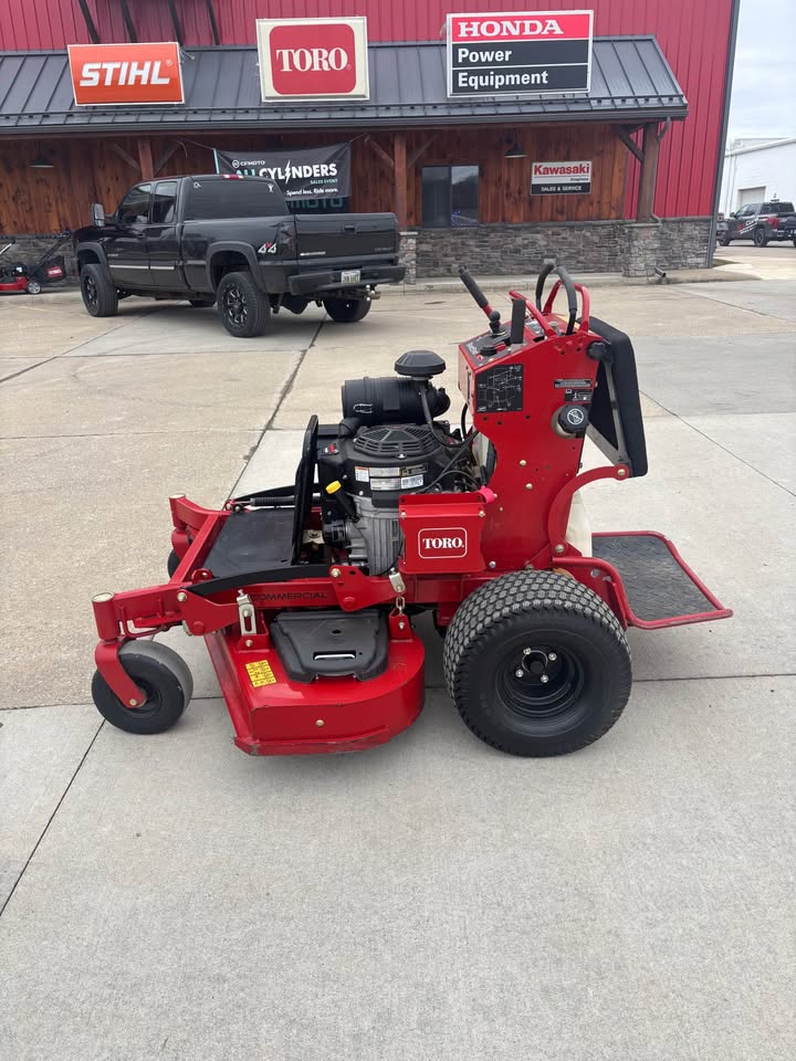 Used Toro Grandstand 52'' Demo 35hp Kawasaki Engine