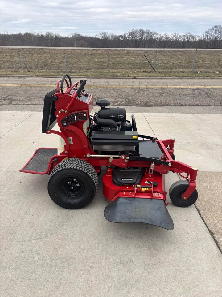 Used Toro Grandstand 52'' Demo 35hp Kawasaki Engine