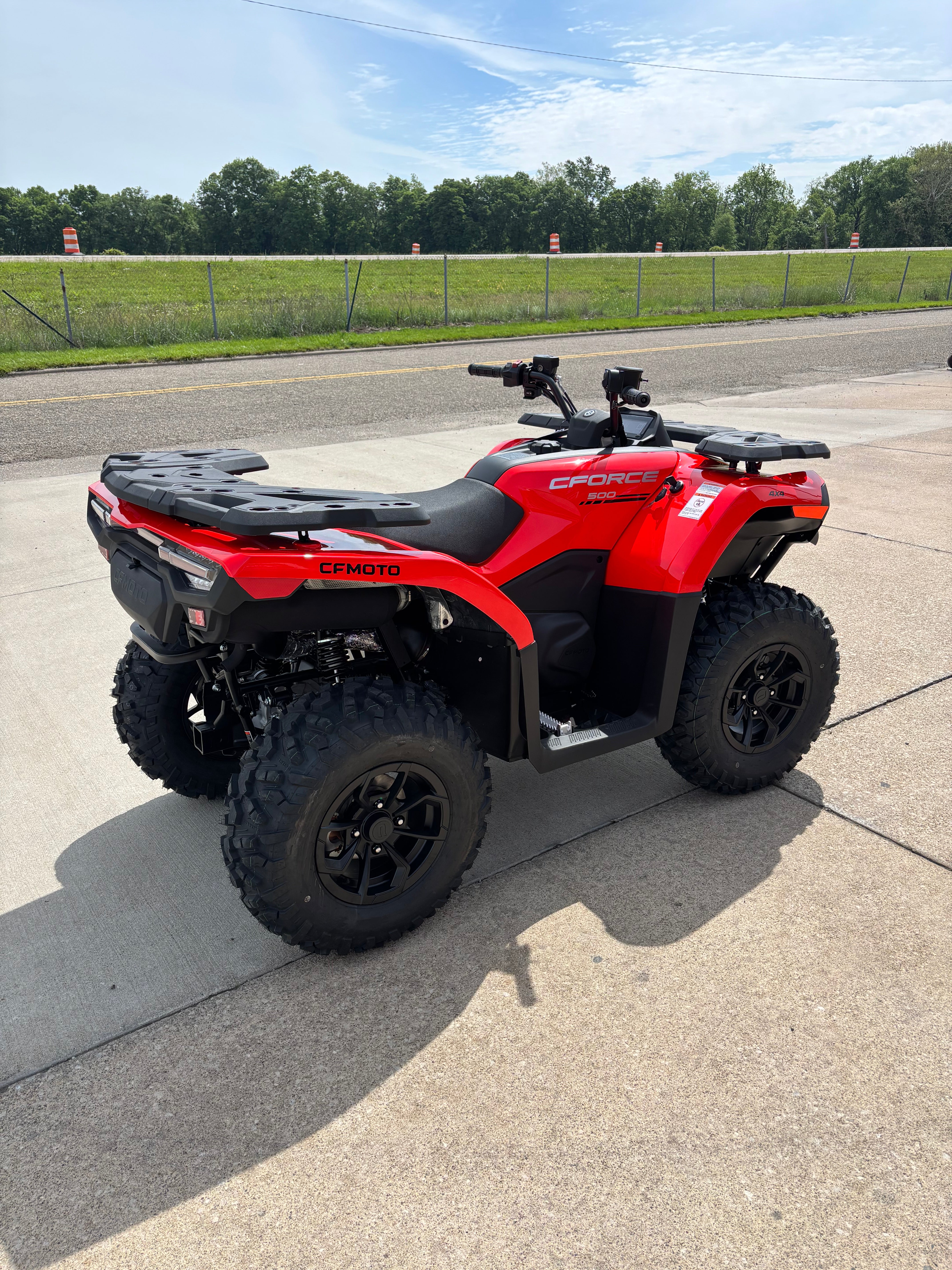 2026 Cfmoto Cforce 500 Red