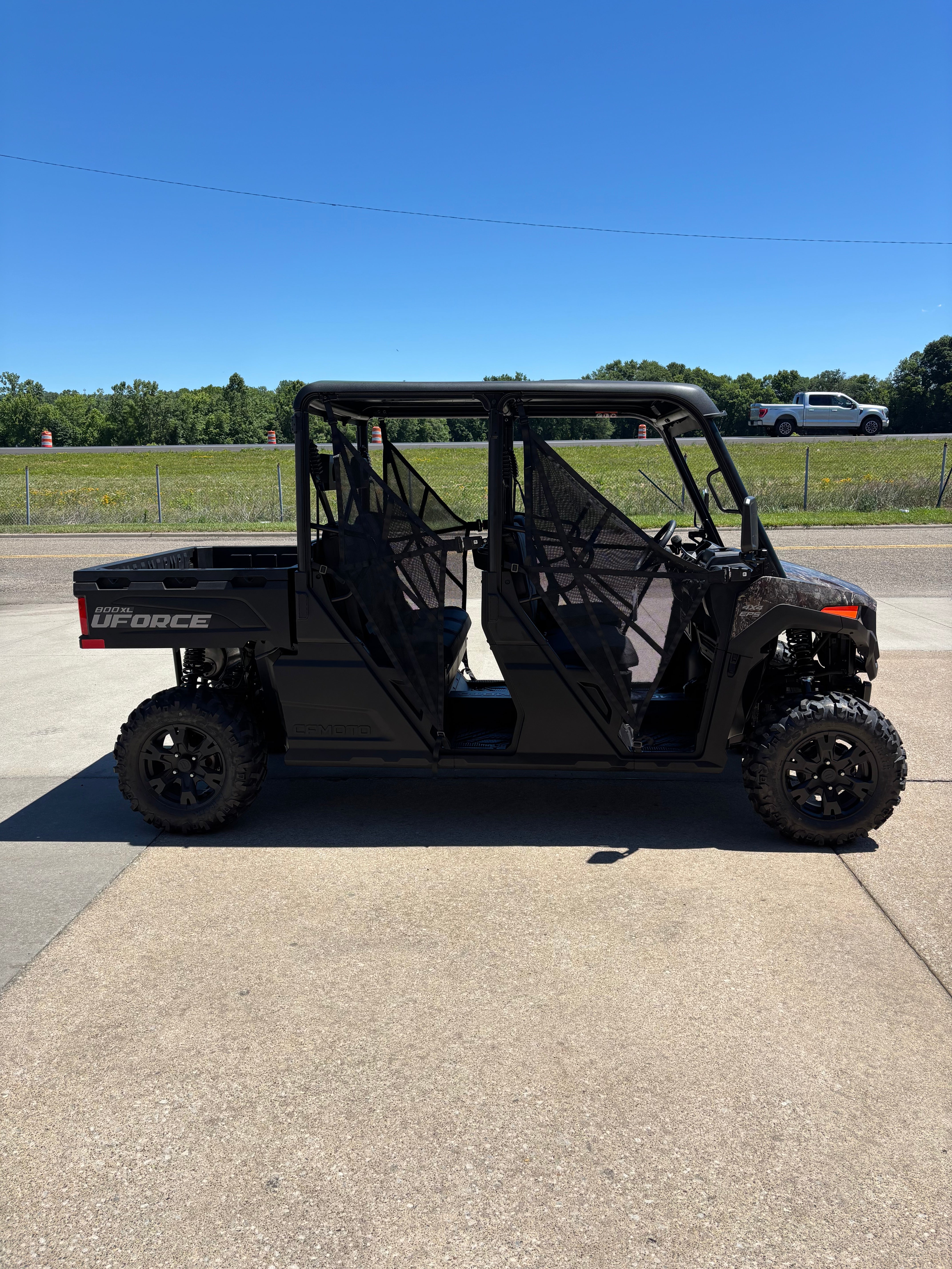 2026 Cfmoto Uforce 800 Crew Cab Utility Side by Side Camo