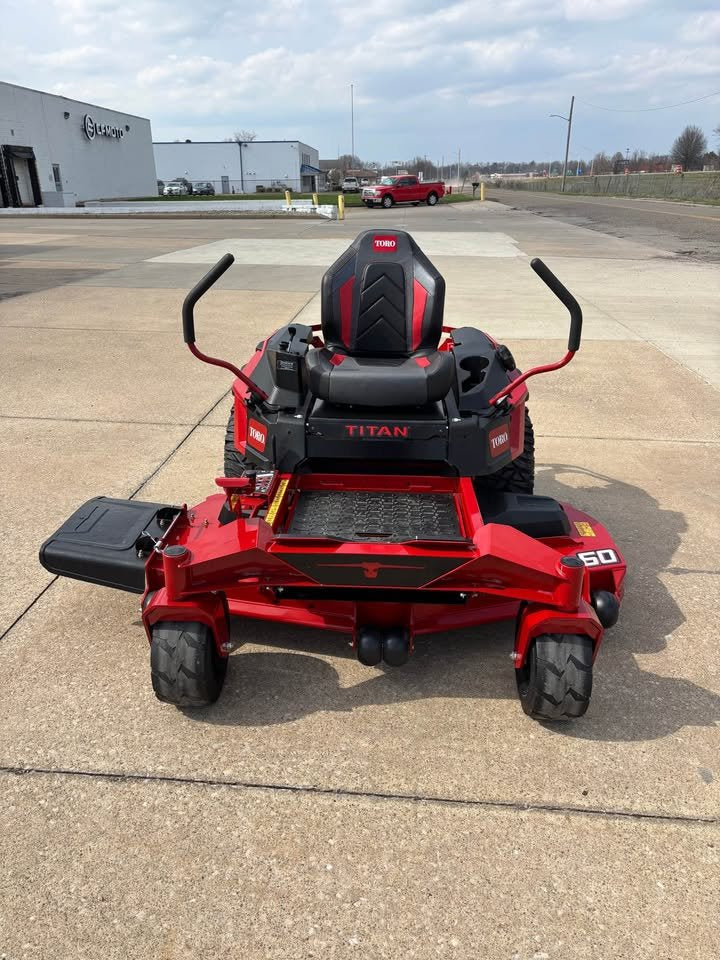 Toro Titan 60'' Zero Turn Mower Kawasaki