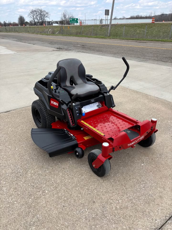 Toro Timecutter 42'' Fabricated Deck Zero Turn Mower