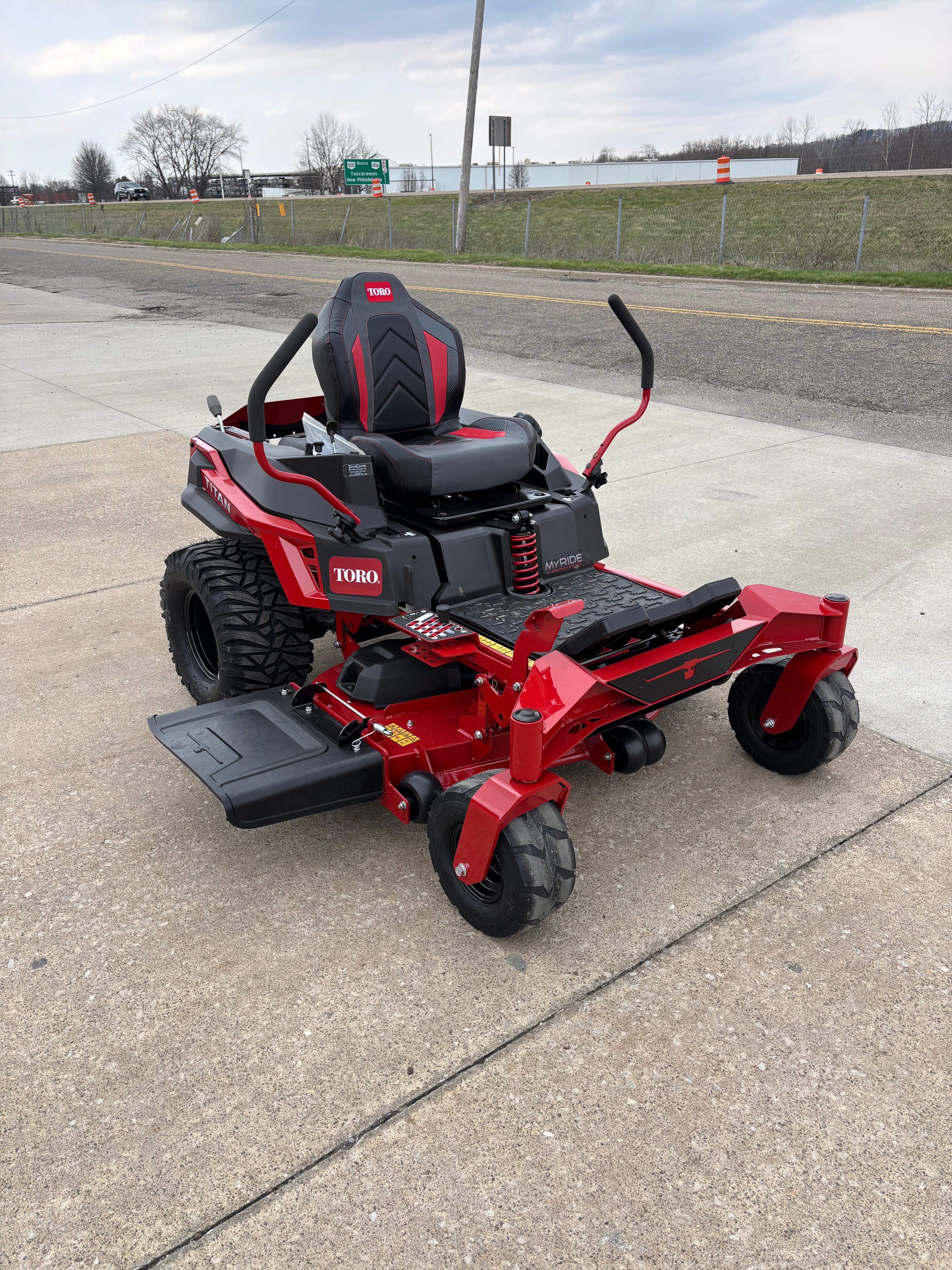 Toro Titan 48'' Myride Zero Turn Mower