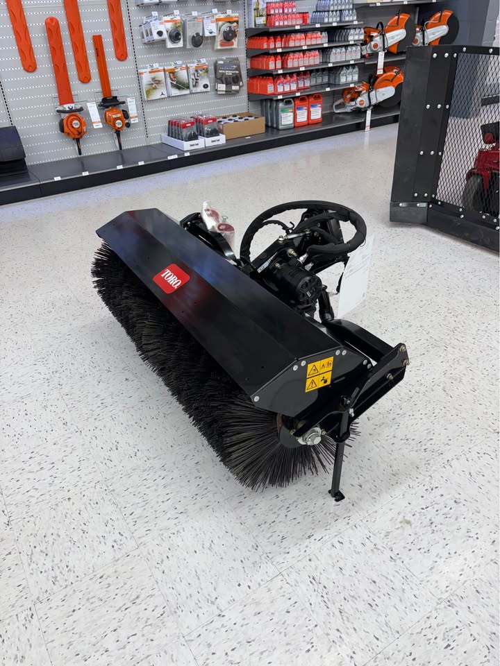 MULTI FORCE Power Broom