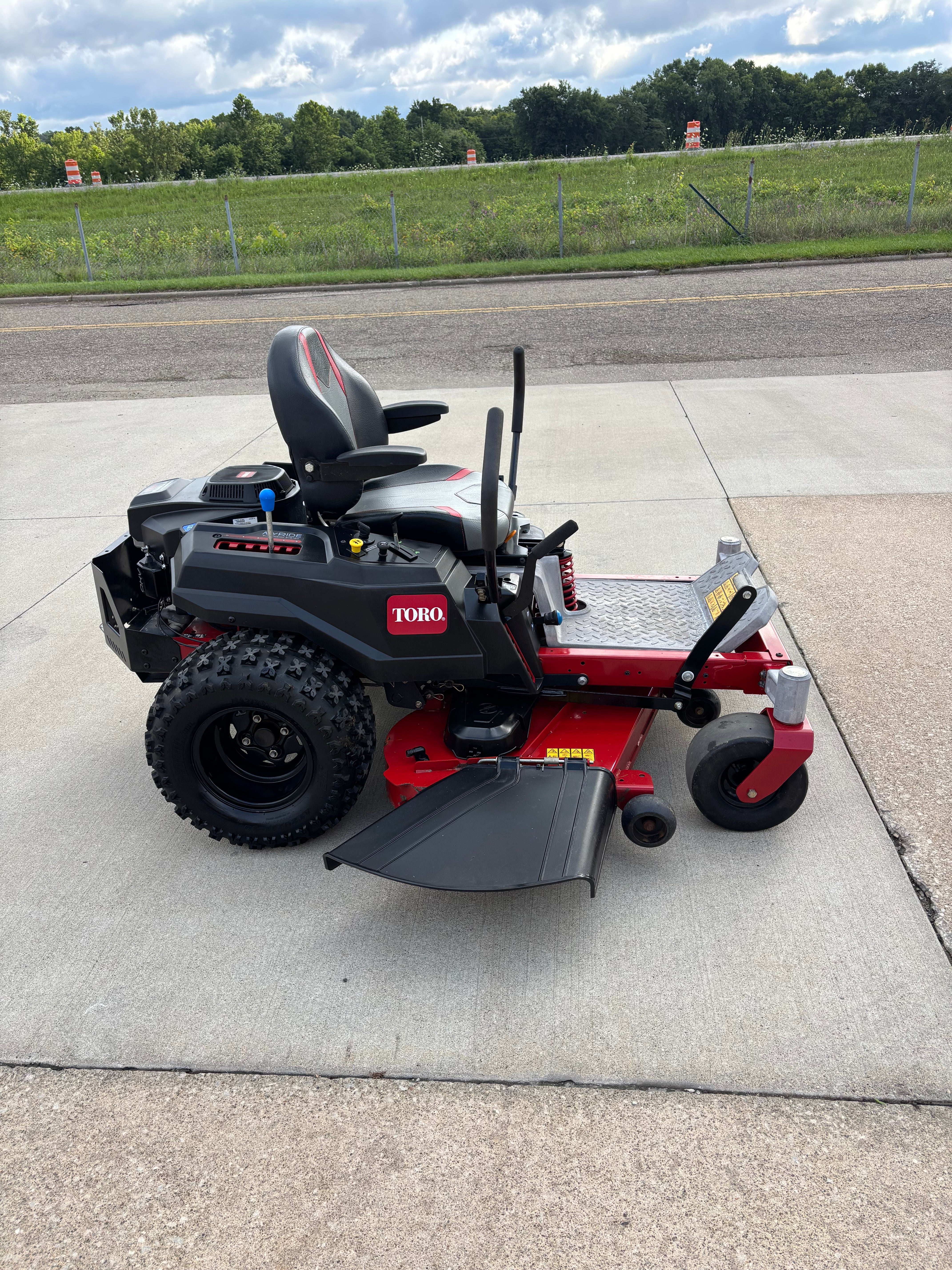 Used Toro Time Cutter Zero Turn Mower 54''