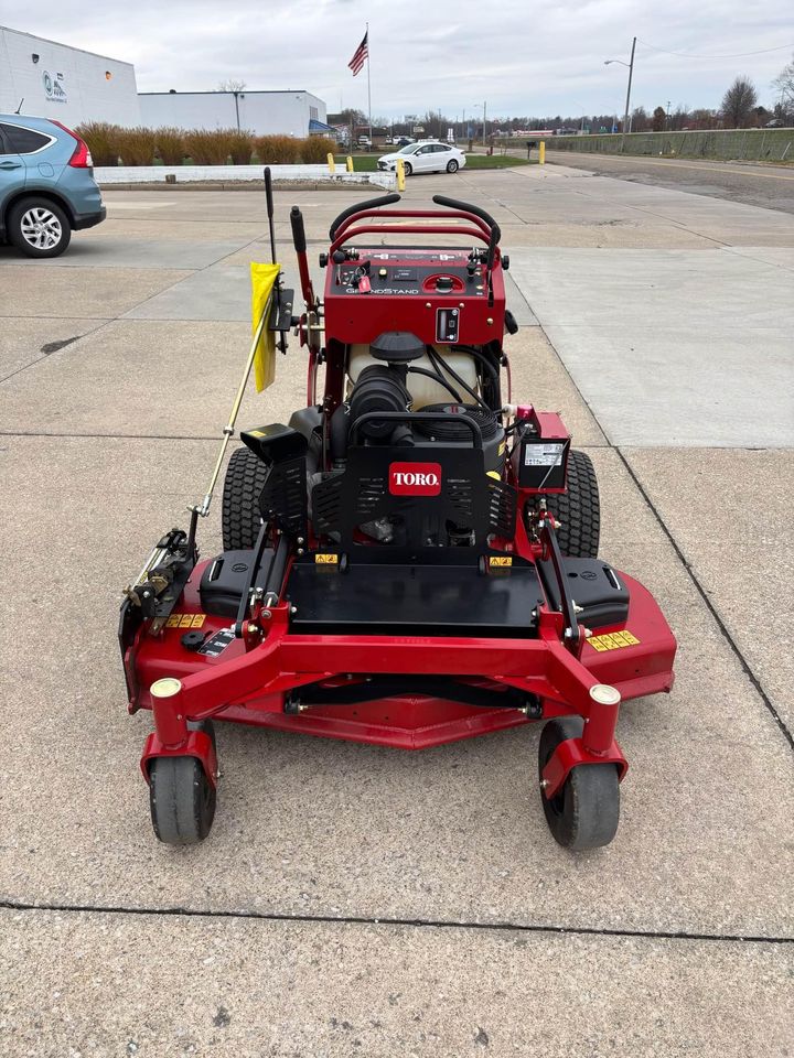 Used Toro Grandstand 52'' Mower LIKE NEW