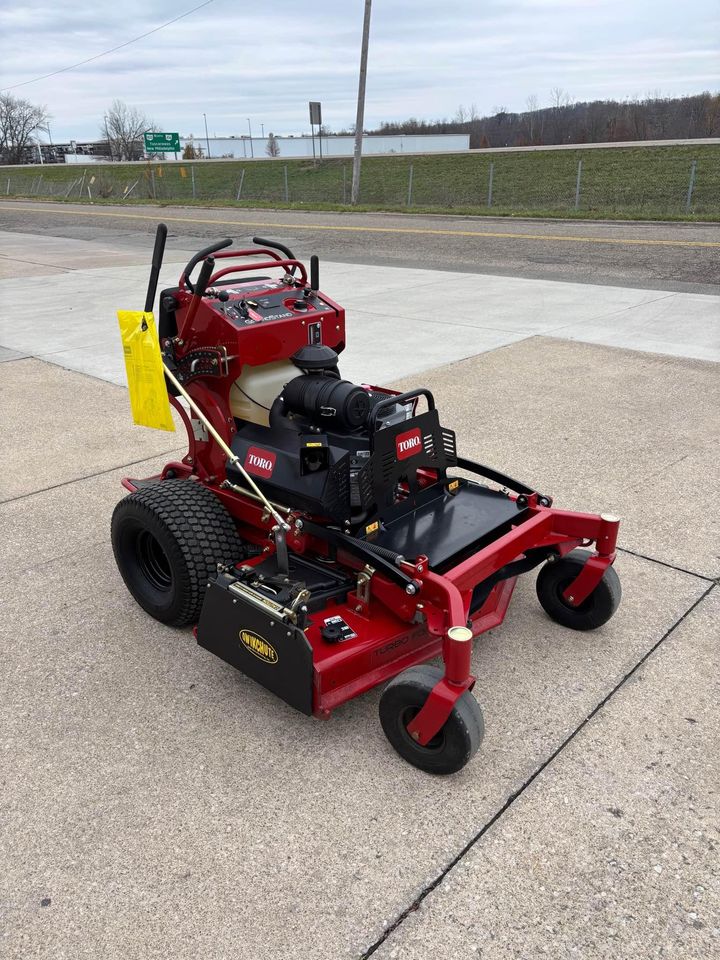 Used Toro Grandstand 52'' Mower LIKE NEW